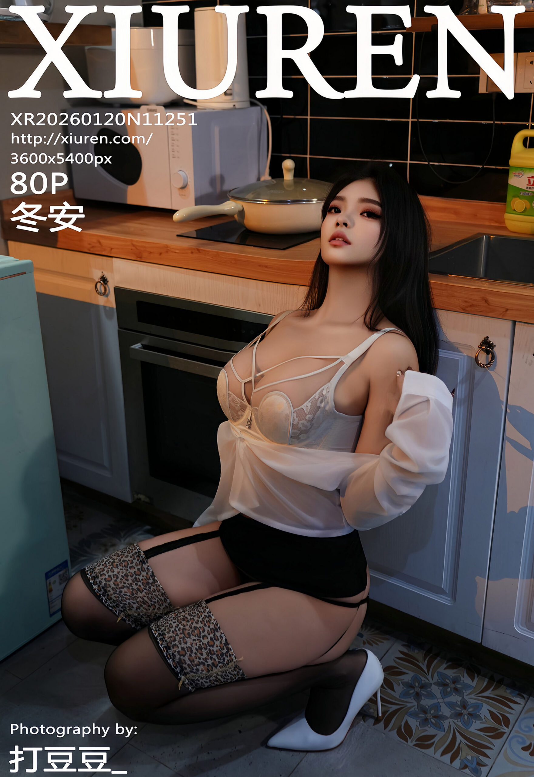 [XiuRen秀人网] No.11251 冬安 黑色短裙 魅惑黑丝 性感写真 [80张]