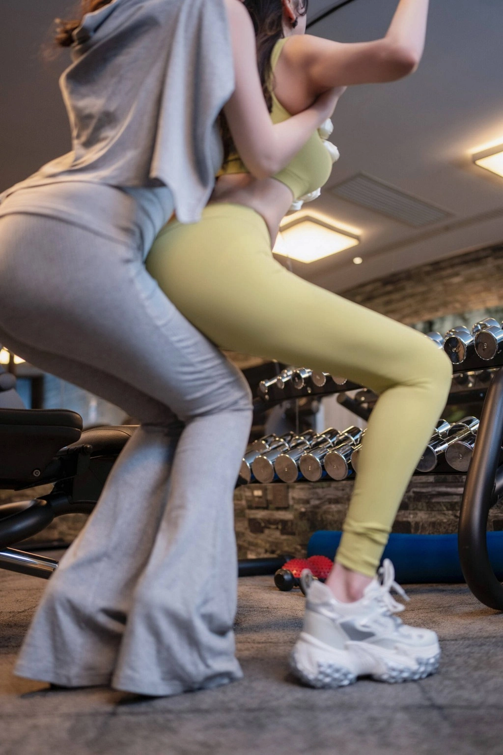 秀人网 李丽莎 & 白茹雪abby 内购私拍写真 丰乳肥臀火辣比拼