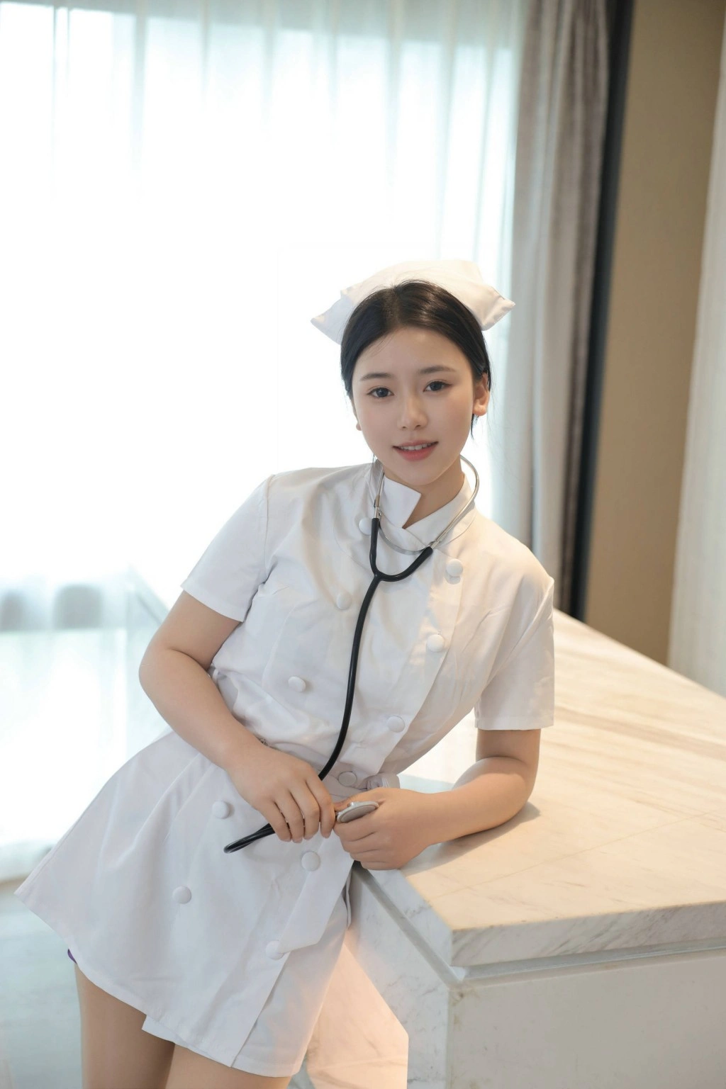 秀人网 林嘉馨 内购私拍写真 性感护士造型吸睛展现极致魅力