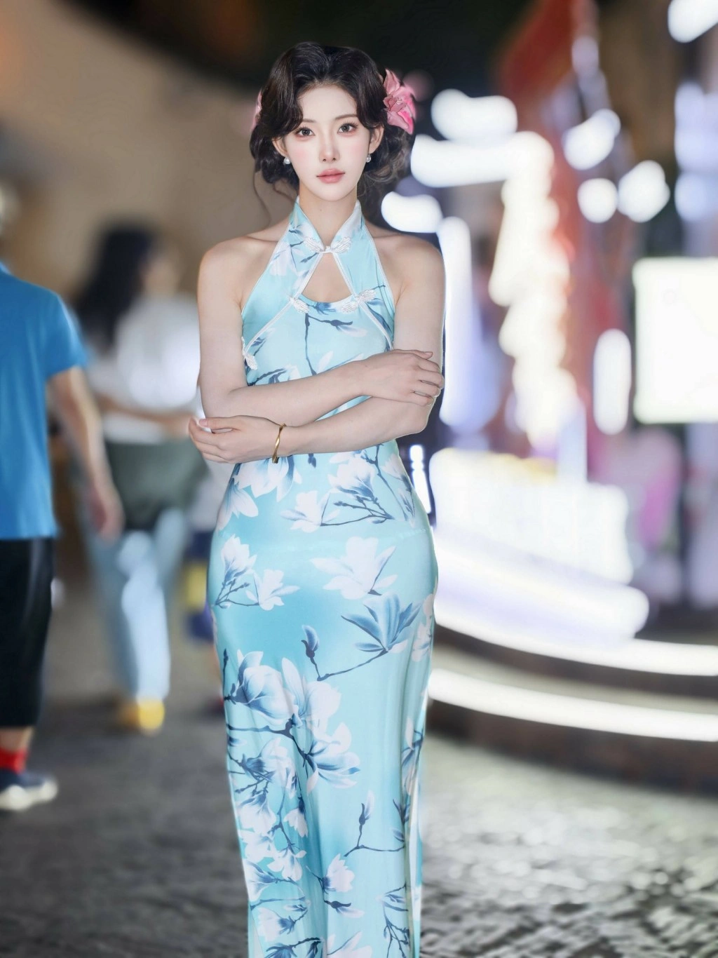 秀人网 梨霜儿 内购版 《青瓷风韵》写真在线欣赏
