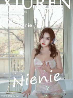 [XiuRen秀人网] No.11298 小薯条nienie 性感浅色服饰 大连旅拍写真 [70张]