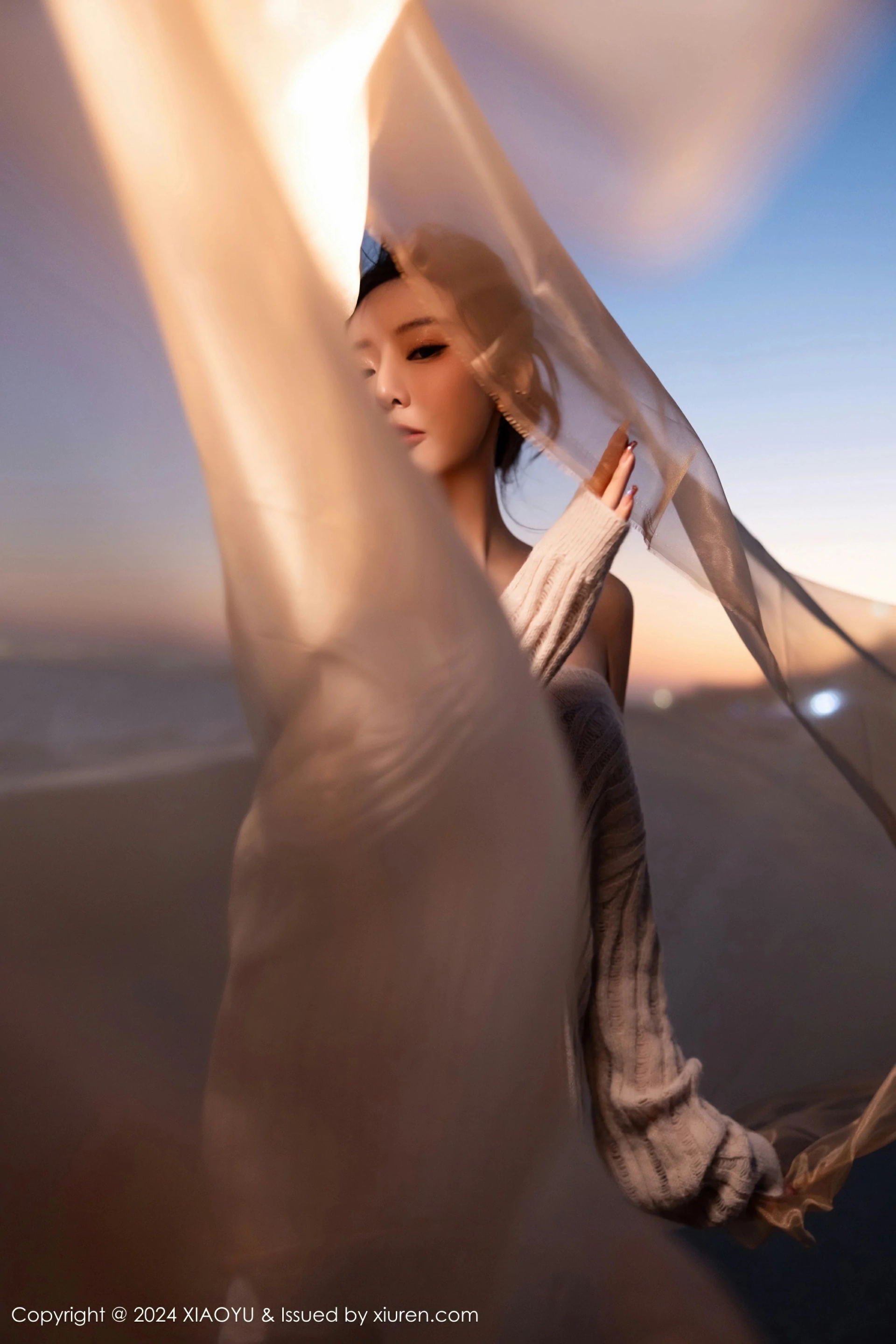 [XIAOYU语画界] VOL.1200 王馨瑶yanni 性感黑色内衣 诱人黑丝 海南旅拍写真 [90张]插图