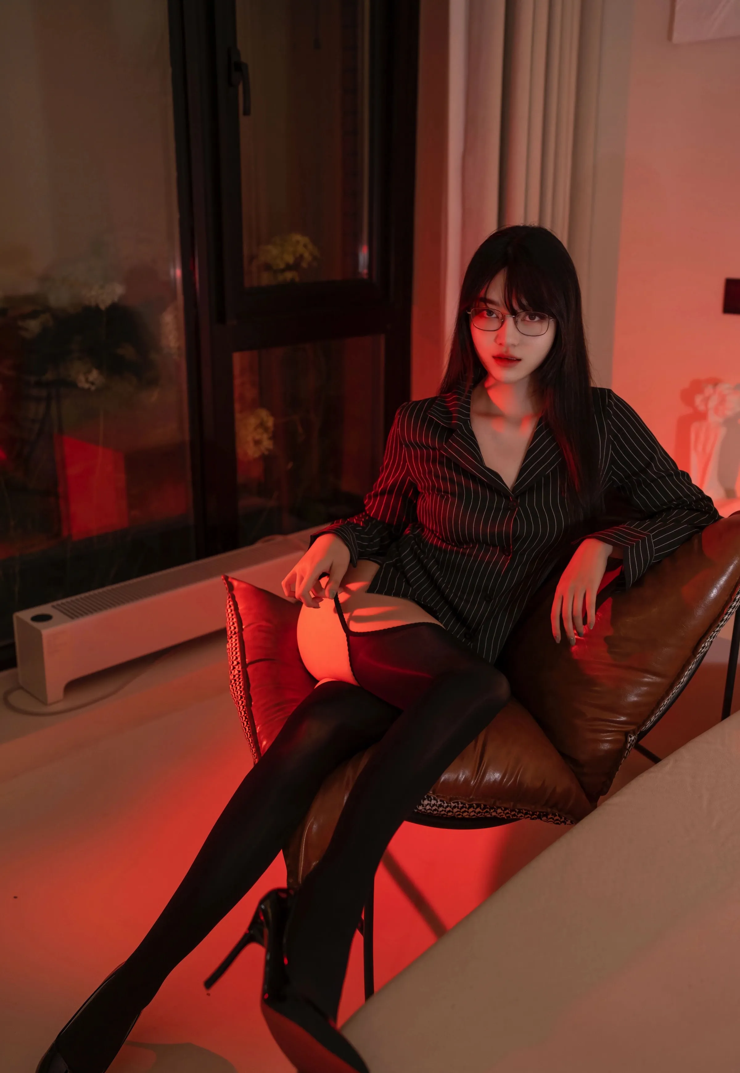 [XINGYAN星颜社] VOL.376 白露lulu 黑色衬衫 魅惑黑丝 性感写真 [71张]插图