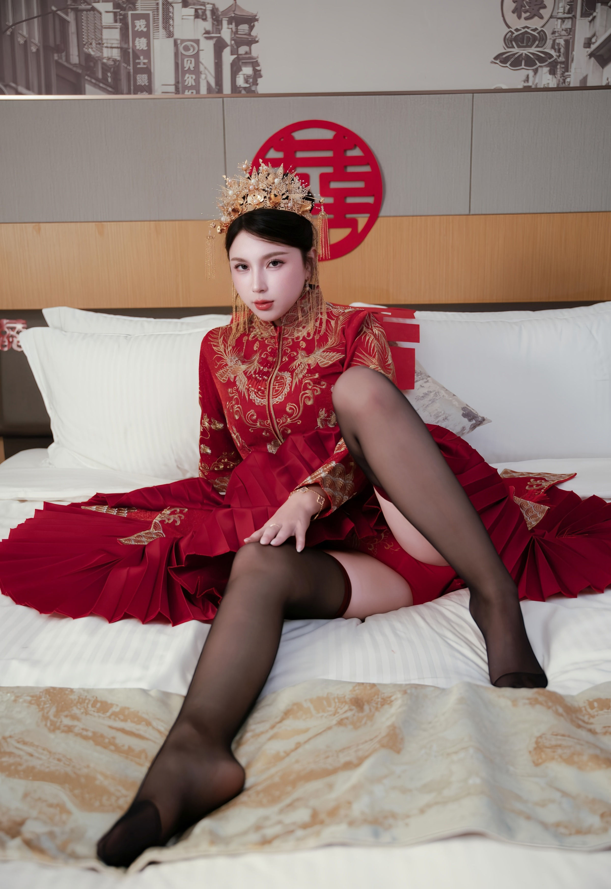 [XiuRen秀人网] No.10865 小蛮妖Yummy 红色新娘服饰 性感写真 [66张]