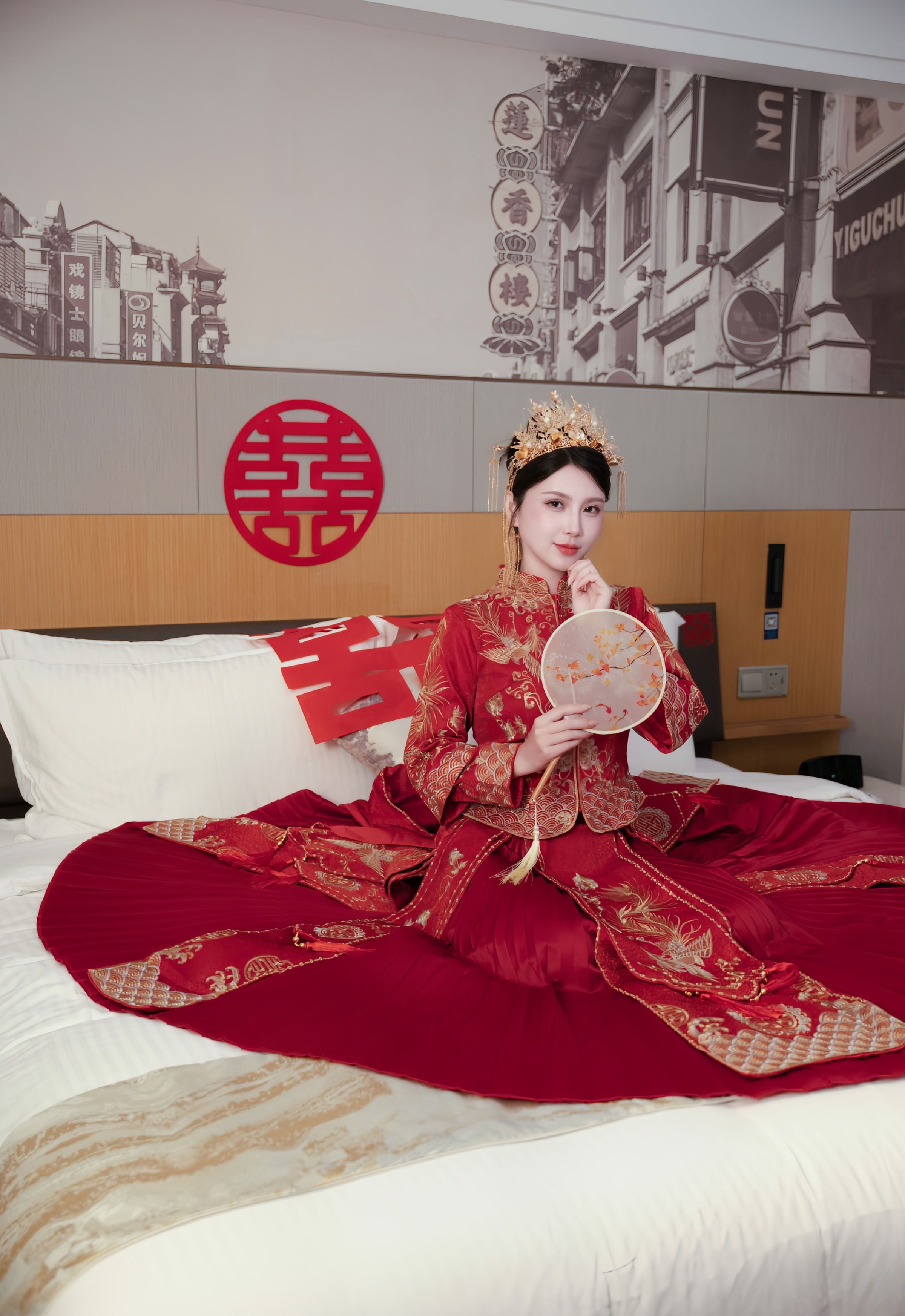 [XiuRen秀人网] No.10865 小蛮妖Yummy 红色新娘服饰 性感写真 [66张]