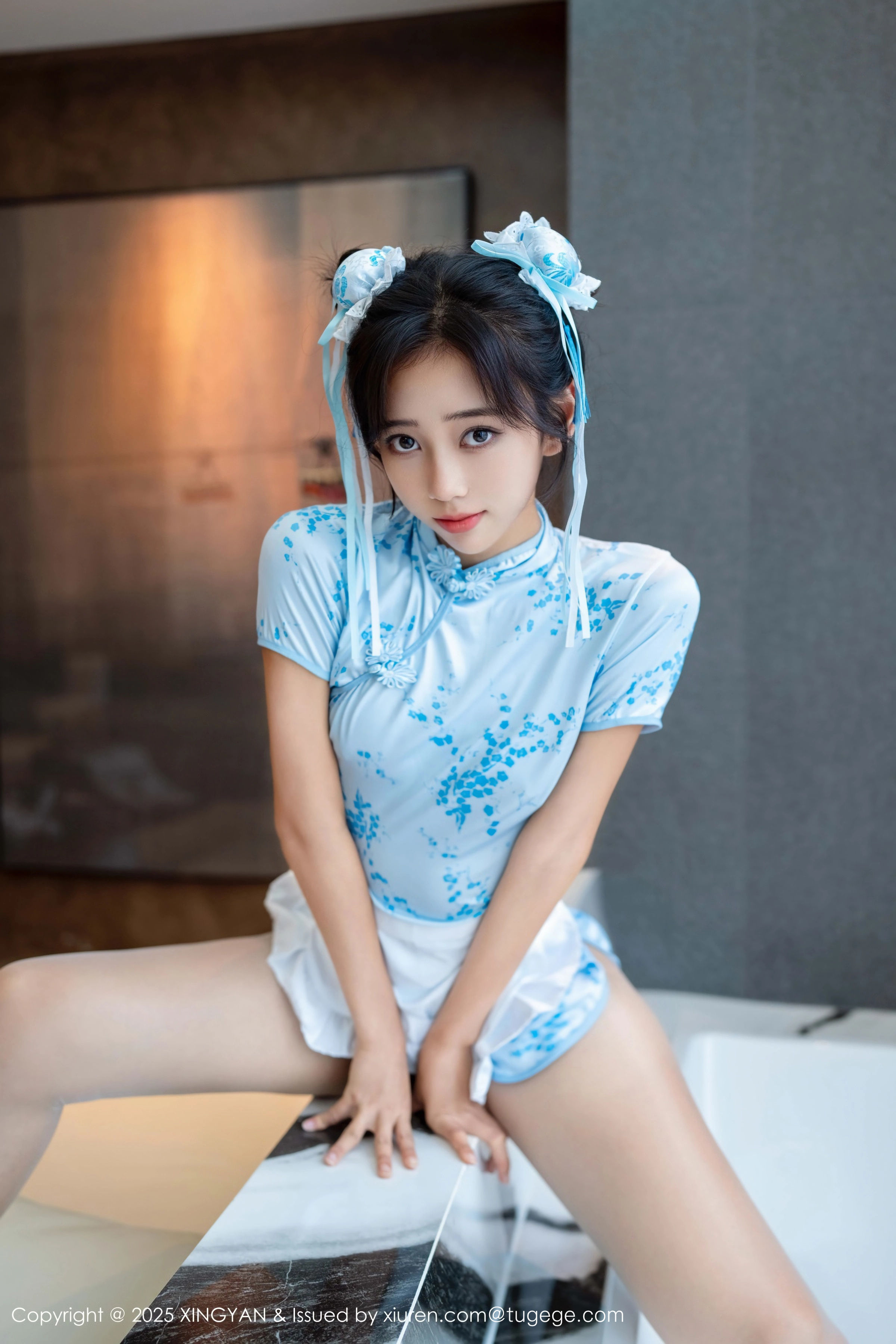 [XINGYAN星颜社] VOL.414 时安安 蓝色旗袍 白色丝袜 性感写真 [71张]插图1