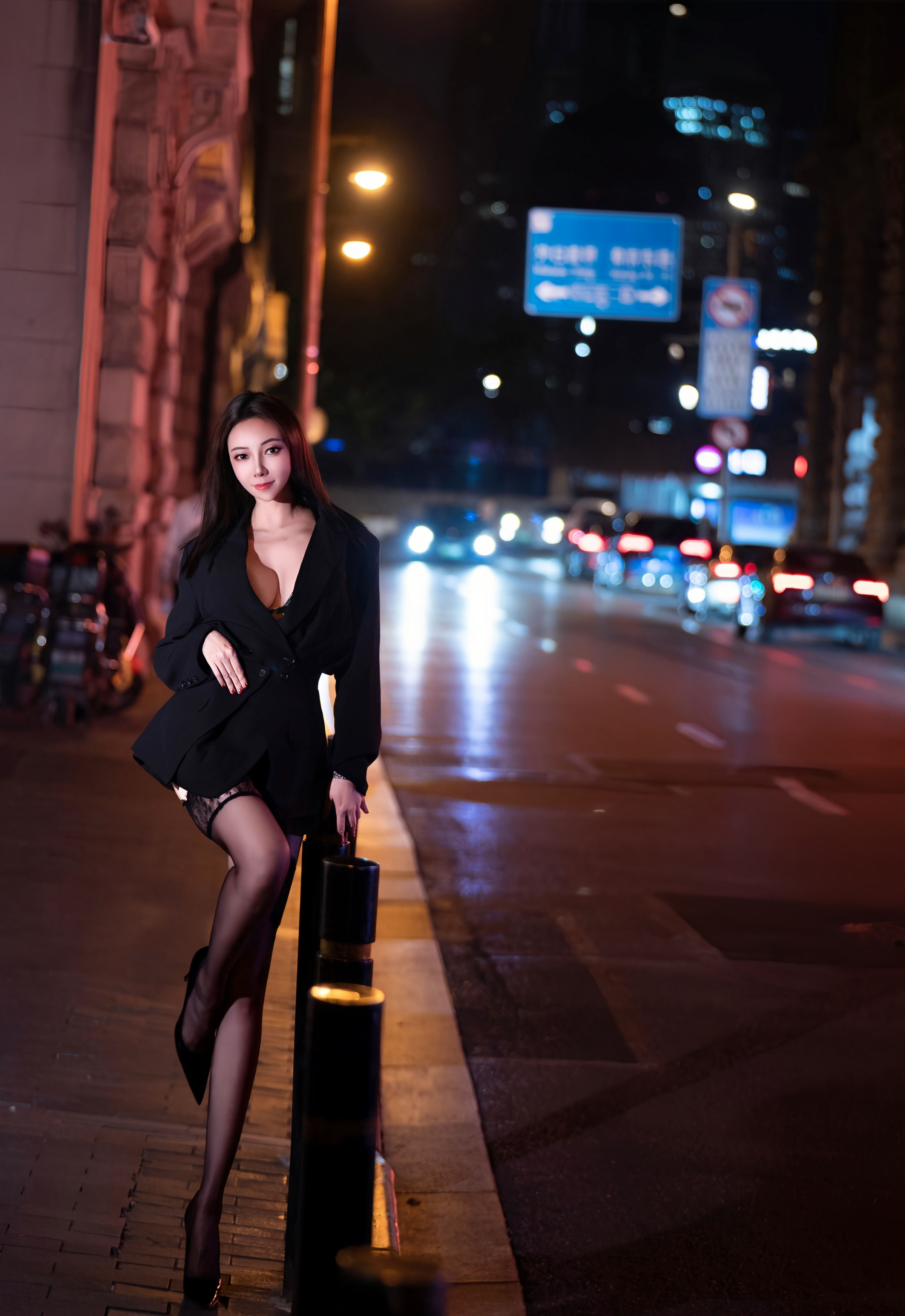 [XiuRen秀人网] No.10899 果儿Victoria 无敌御姐范 性感写真 [72张]插图