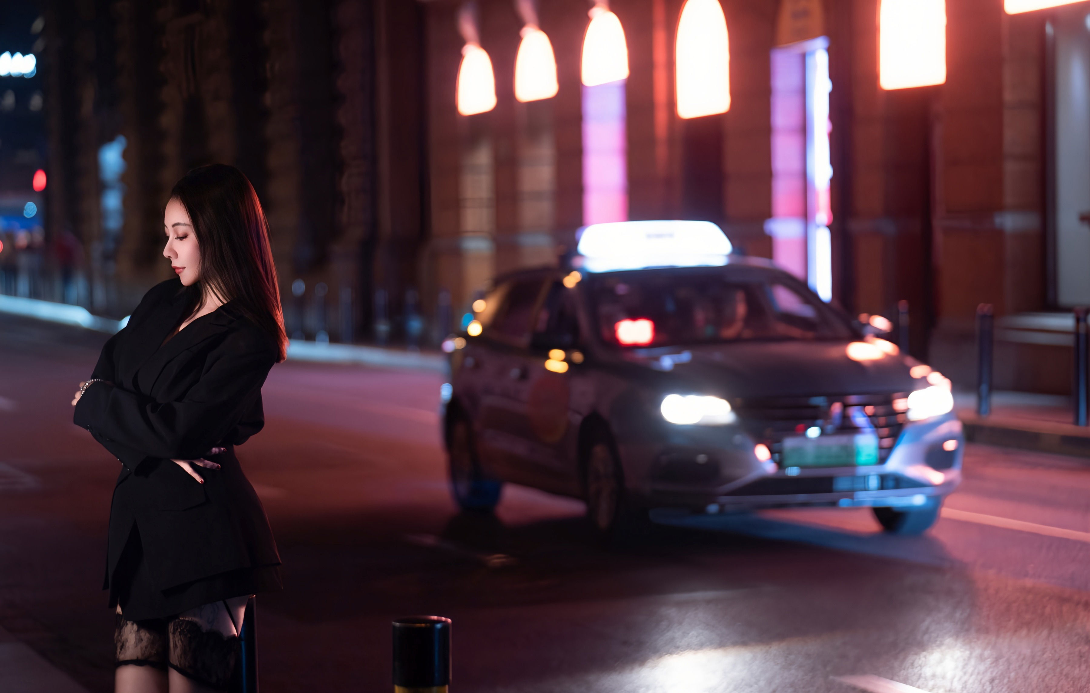 [XiuRen秀人网] No.10899 果儿Victoria 无敌御姐范 性感写真 [72张]插图1