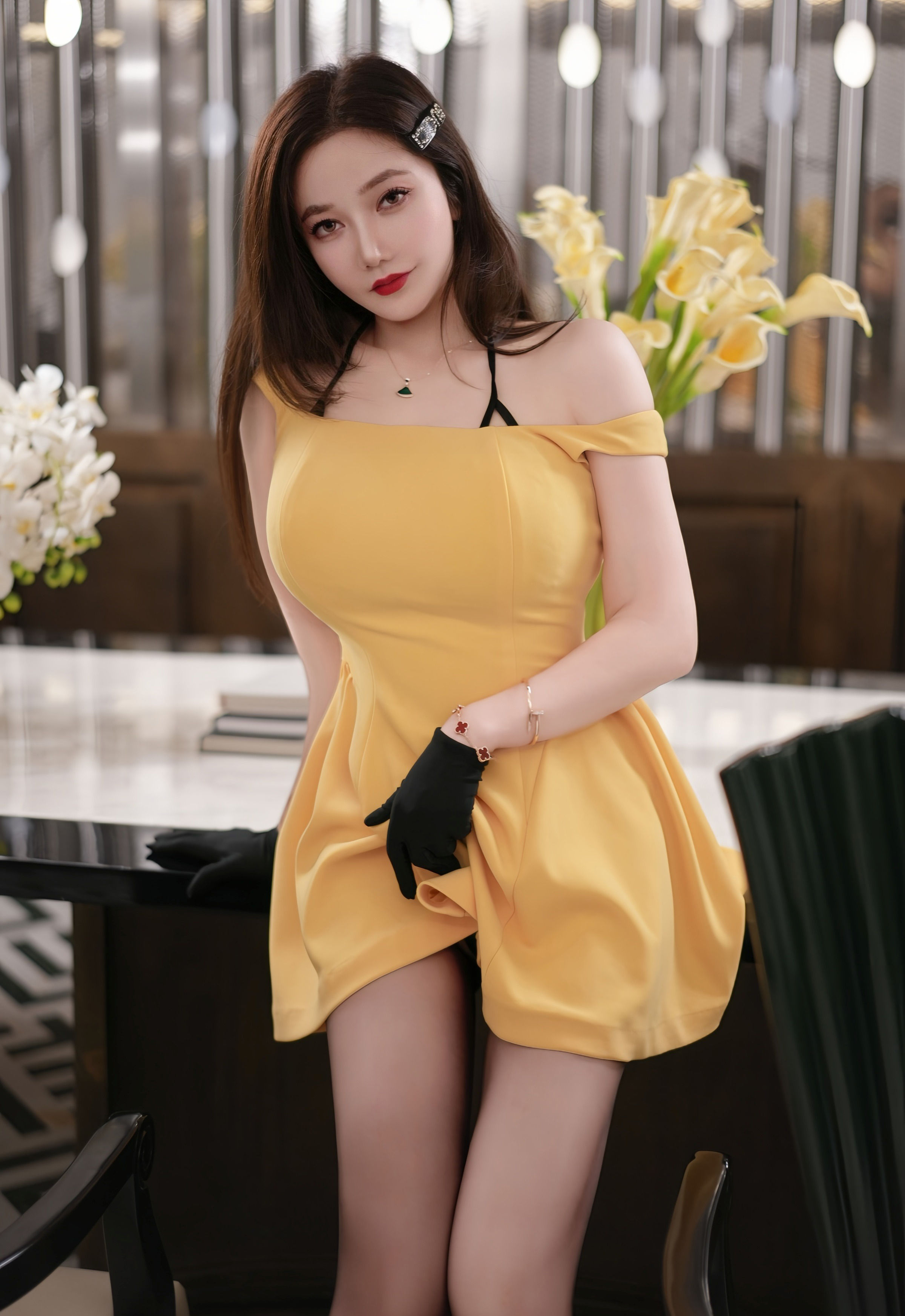 [XiuRen秀人网] No.10897 心妍小公主 性感黄色连衣短裙 私房写真 [61张]插图1