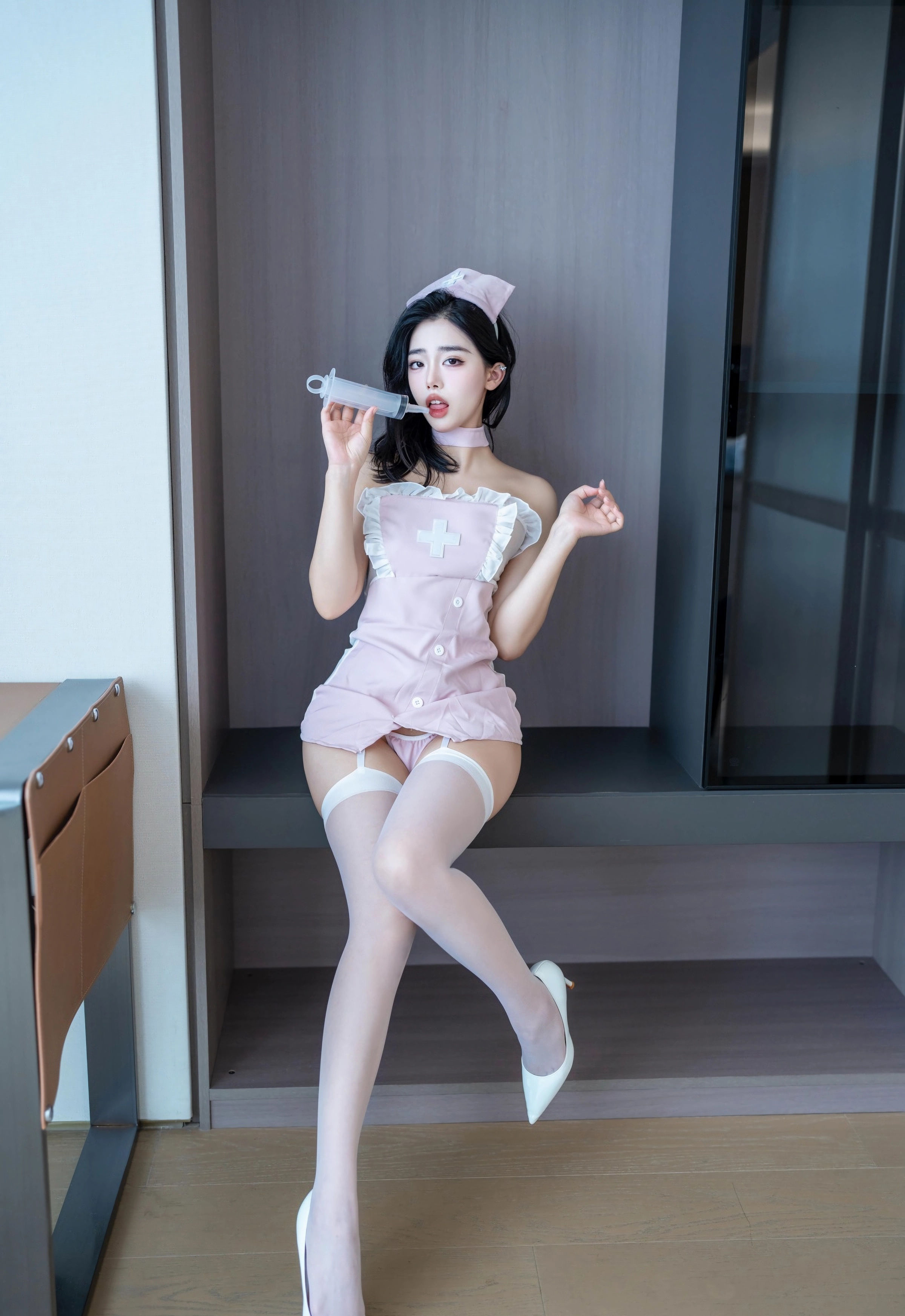 [XINGYAN星颜社] VOL.425 阮福福 护士制服诱惑 性感写真 [63张]插图