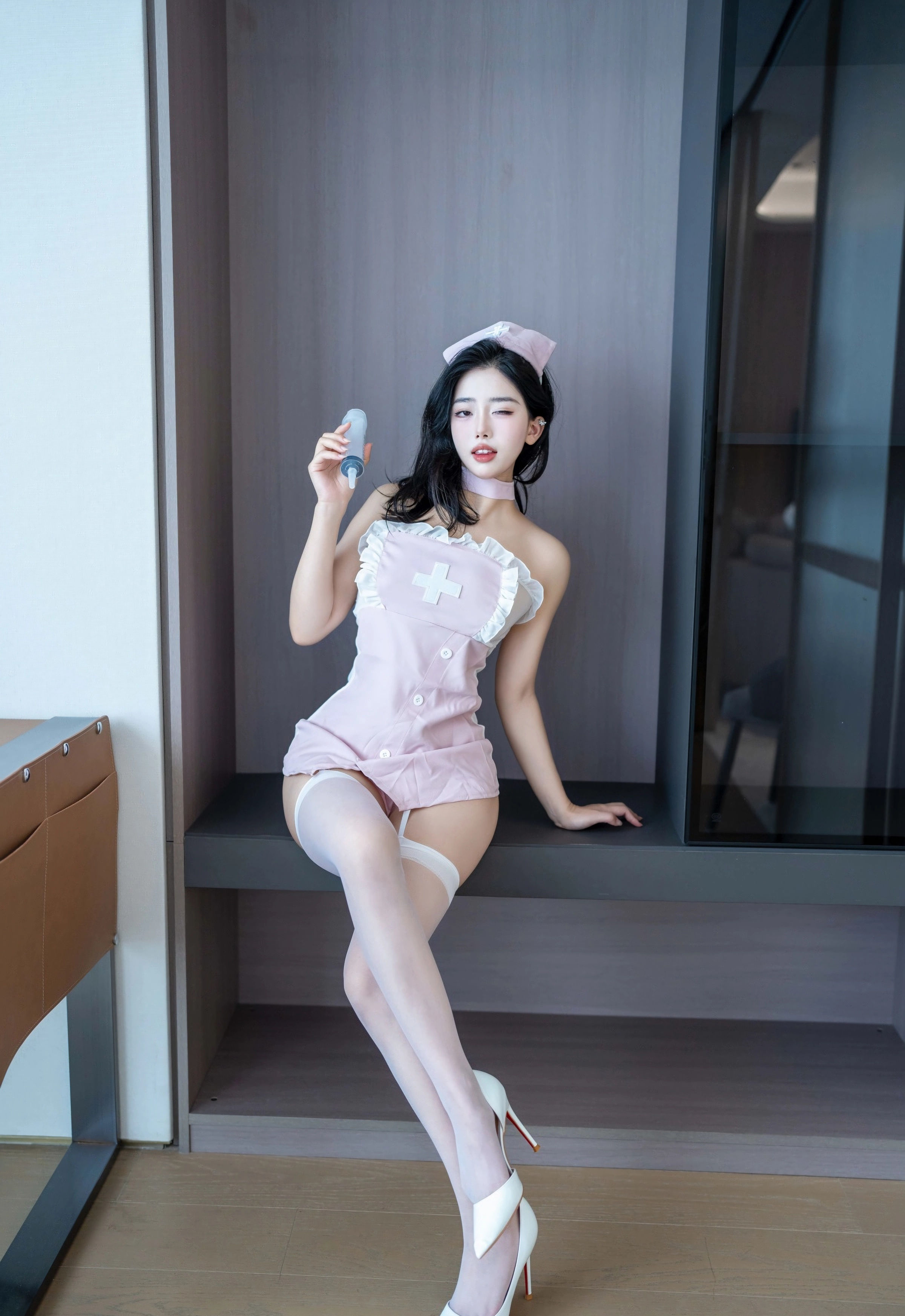 [XINGYAN星颜社] VOL.425 阮福福 护士制服诱惑 性感写真 [63张]插图1