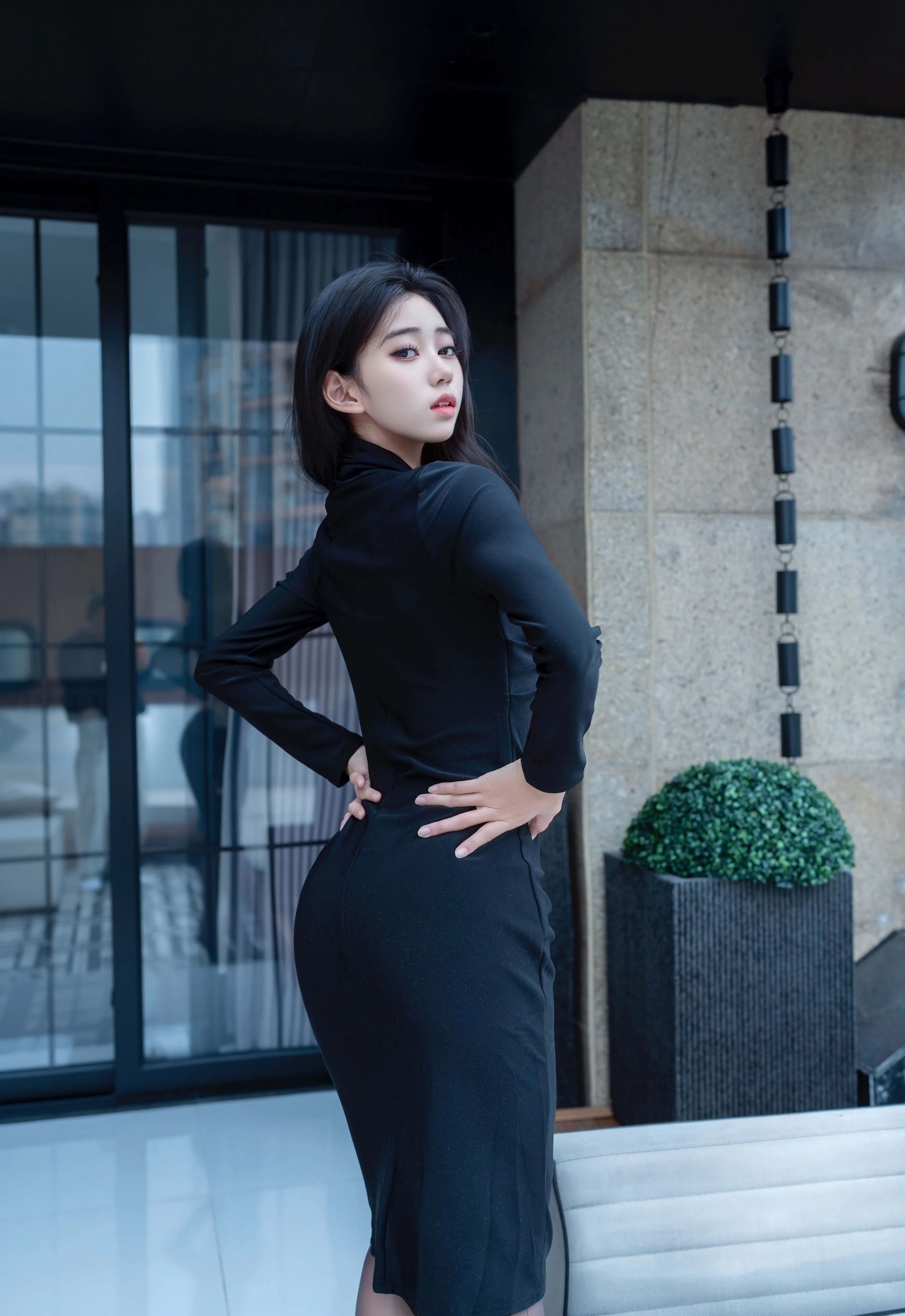 [XINGYAN星颜社] VOL.426 时安安 黑色连衣裙 魅惑黑丝 性感写真 [76张]插图1