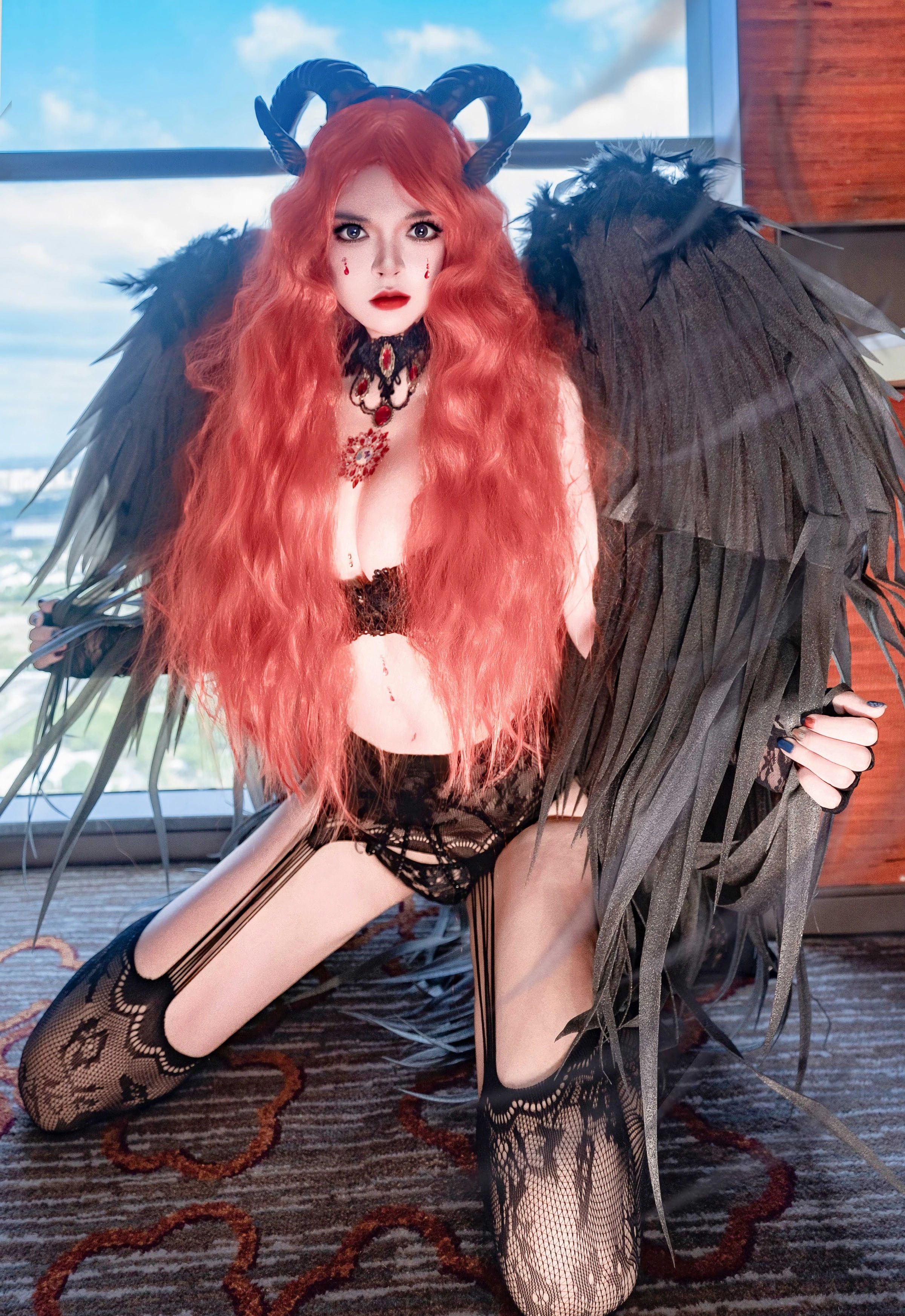 [XiuRen秀人网] No.10994 伊丽莎有点白 哥特系小恶魔 性感写真 [66张]插图1