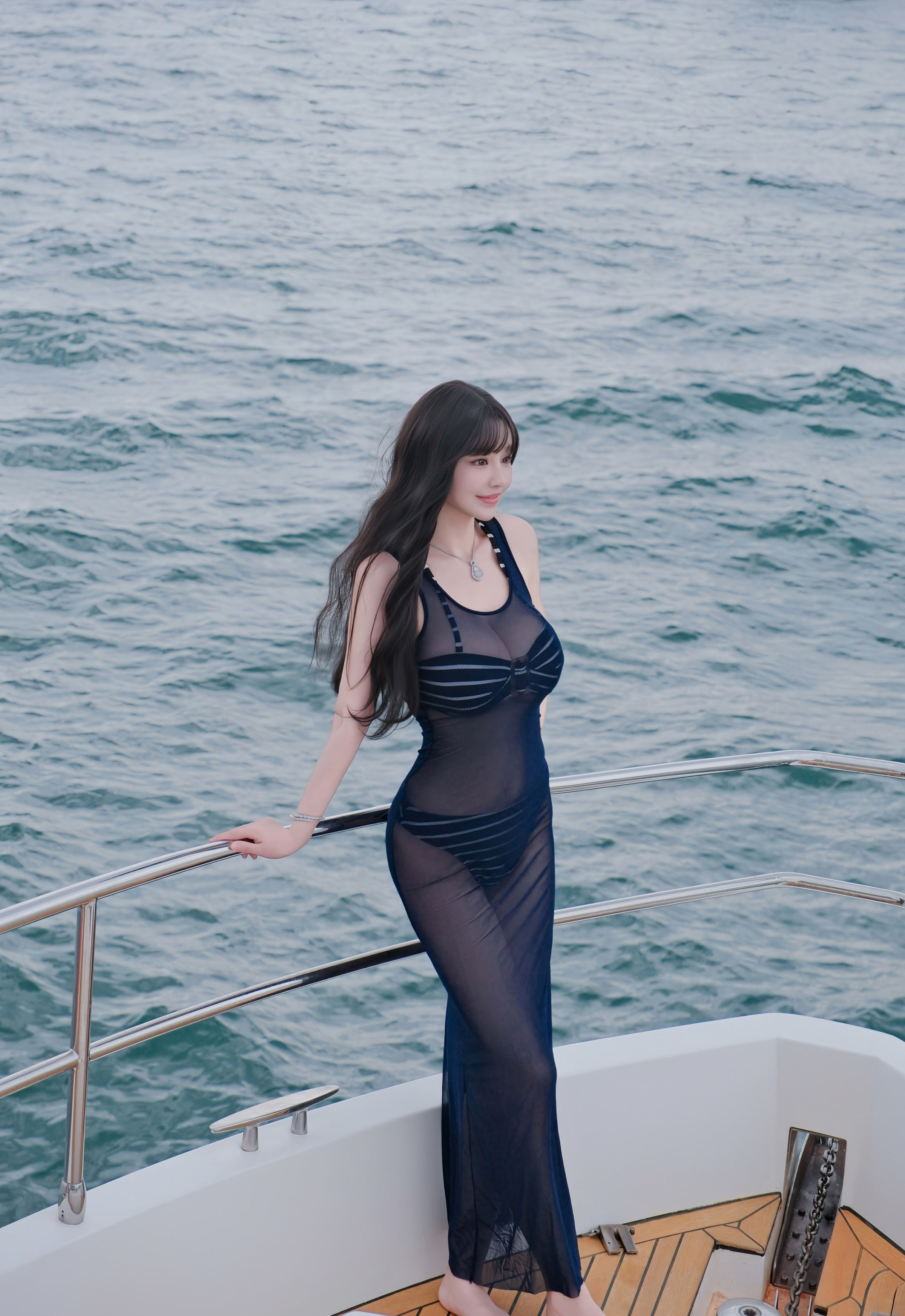 [XiuRen秀人网] No.11017 心上可Flora 性感蓝色比基尼 新加坡旅拍写真 [80张]插图1