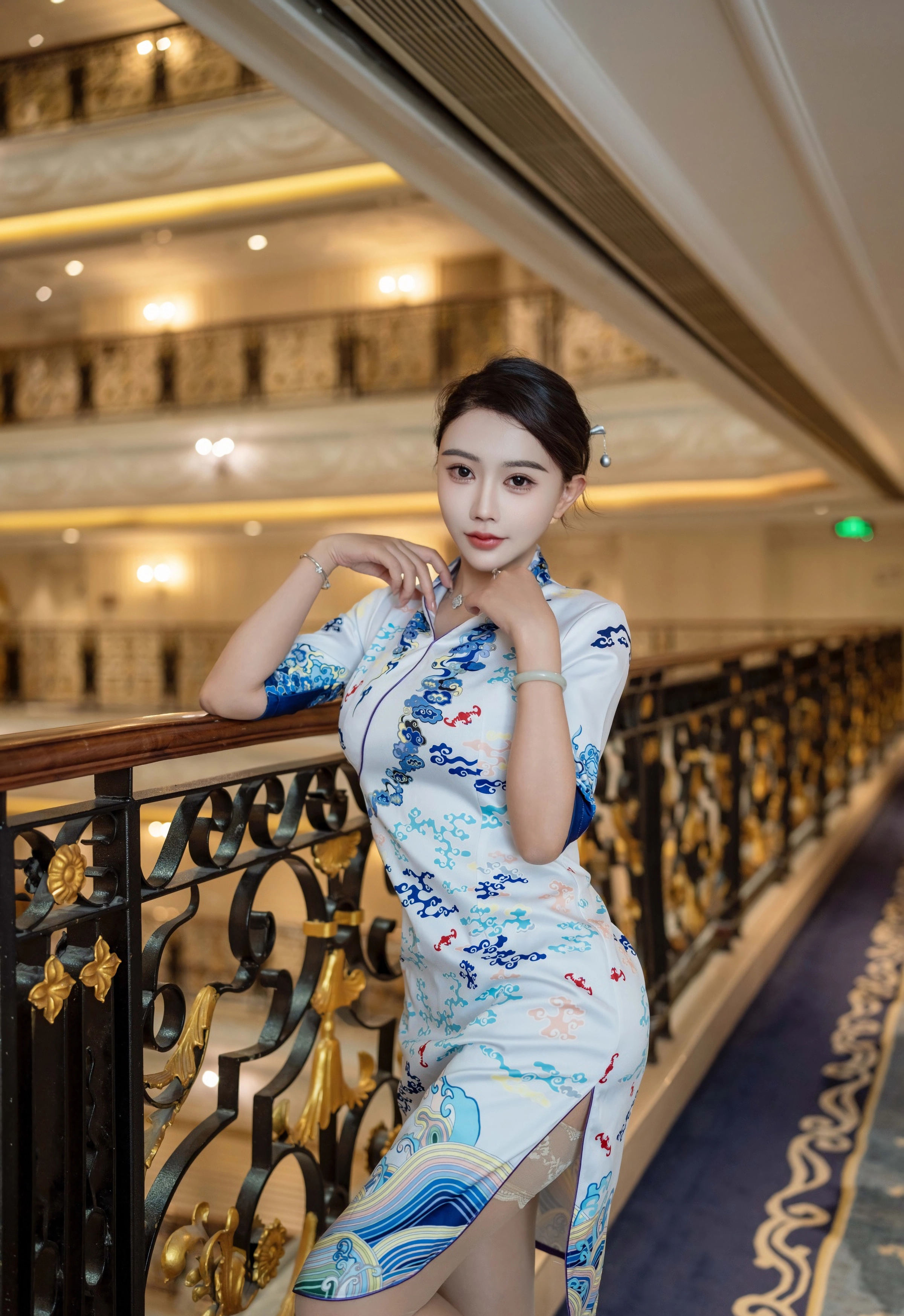 [XINGYAN星颜社] VOL.435 李若汐 浅色旗袍 魅惑肉丝 性感写真 [76张]插图1