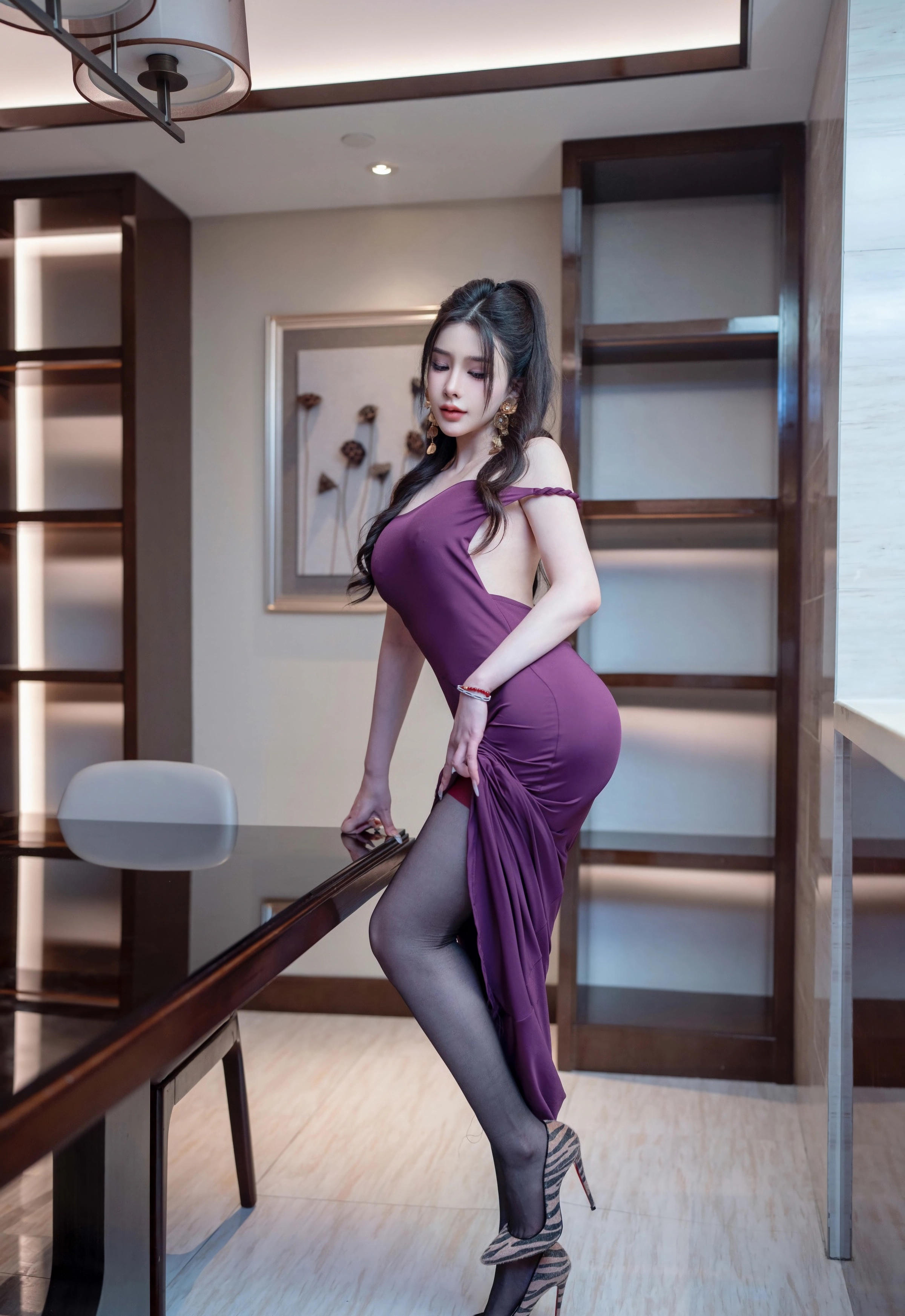 [XINGYAN星颜社] VOL.436 李丽莎 紫色连衣裙 性感写真 [75张]插图1