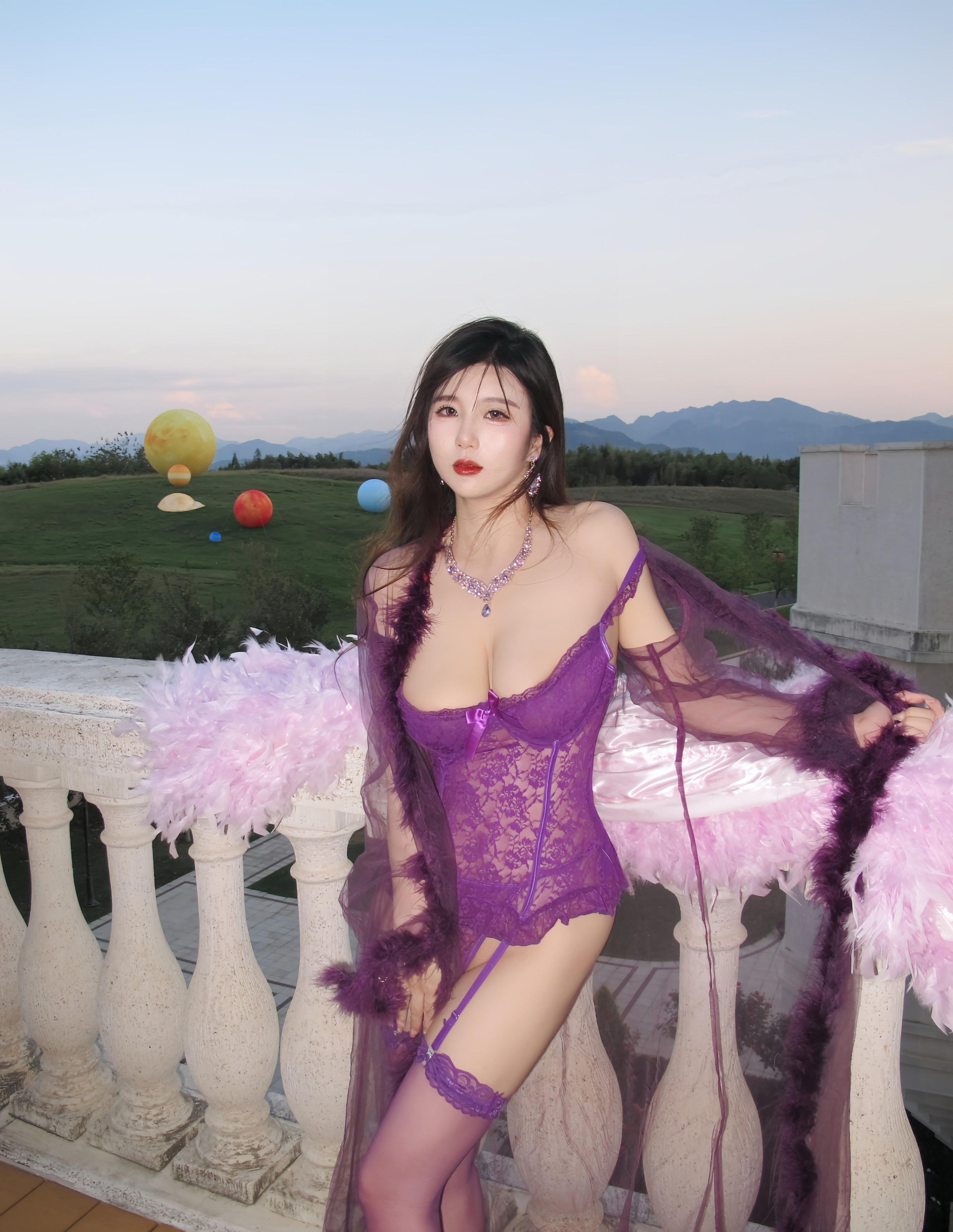 [XiuRen秀人网] No.11047 小肉肉咪 紫色内衣 紫色丝袜 性感写真 [72张]插图