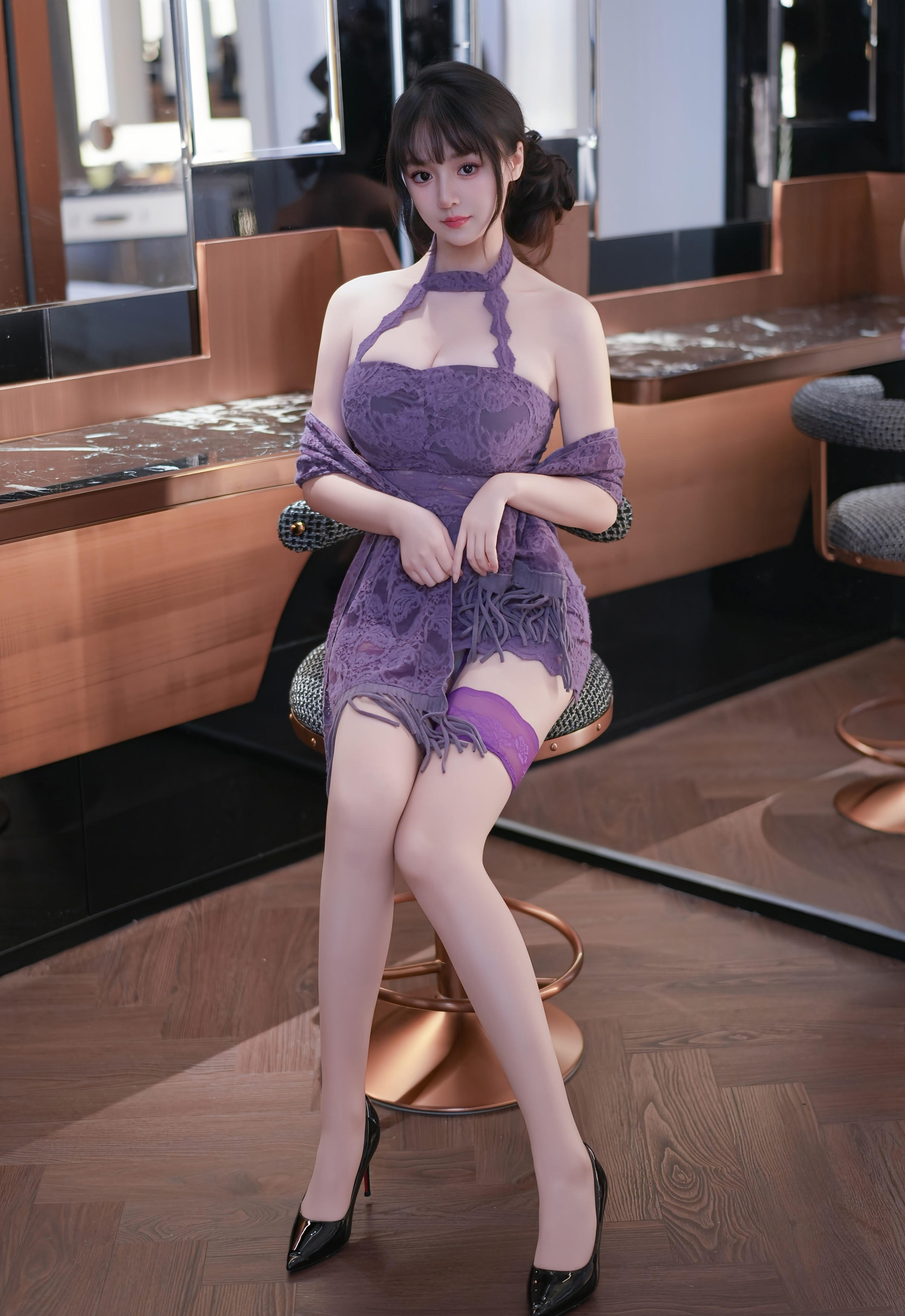 [XiuRen秀人网] No.11057 沈南汐RuRu 紫色连衣短裙 紫色丝袜 性感写真 [72张]插图1