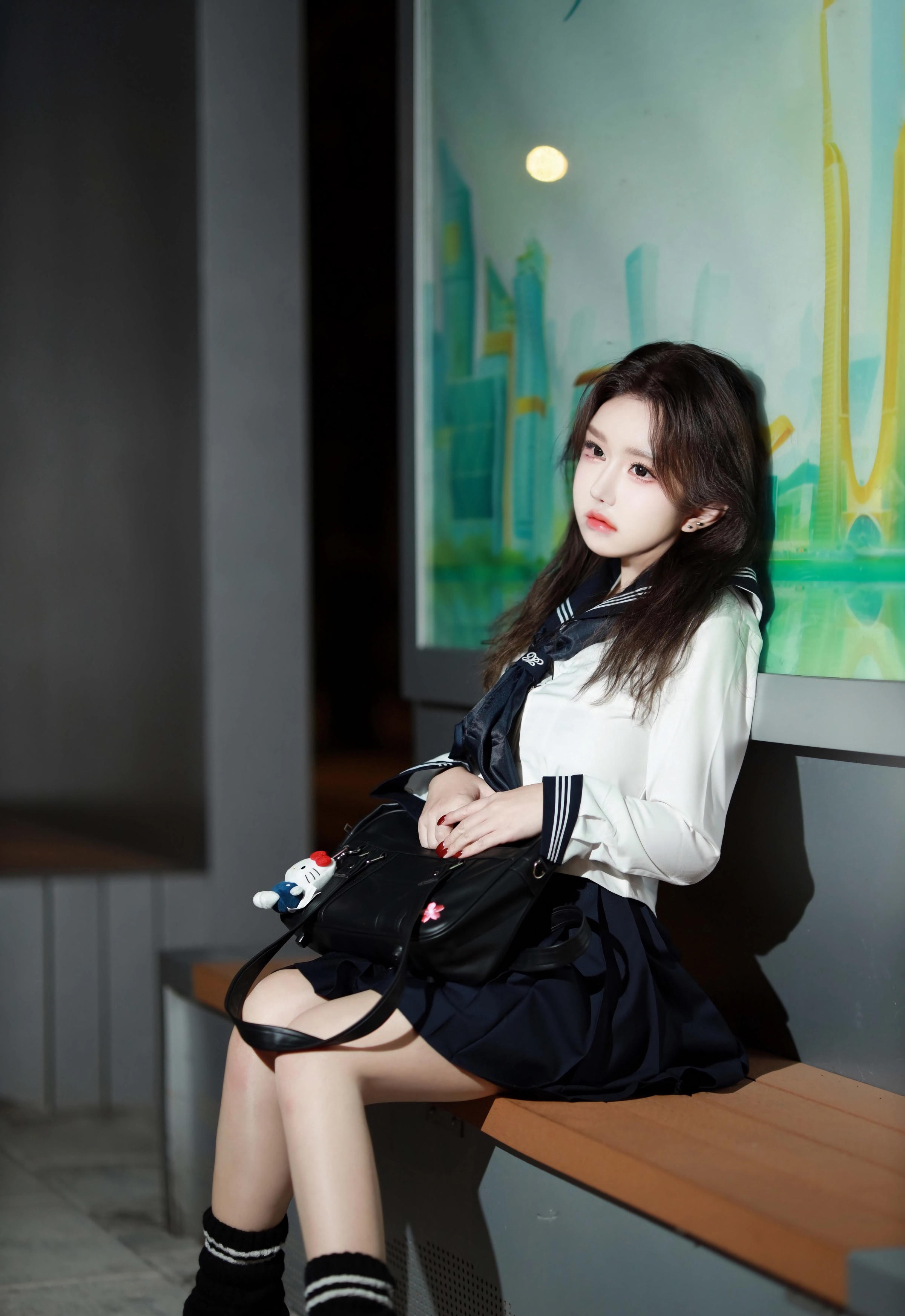 [XiuRen秀人网] No.11071 小薯条nienie 性感白T搭配黑色短裙 大连旅拍写真 [58张]插图