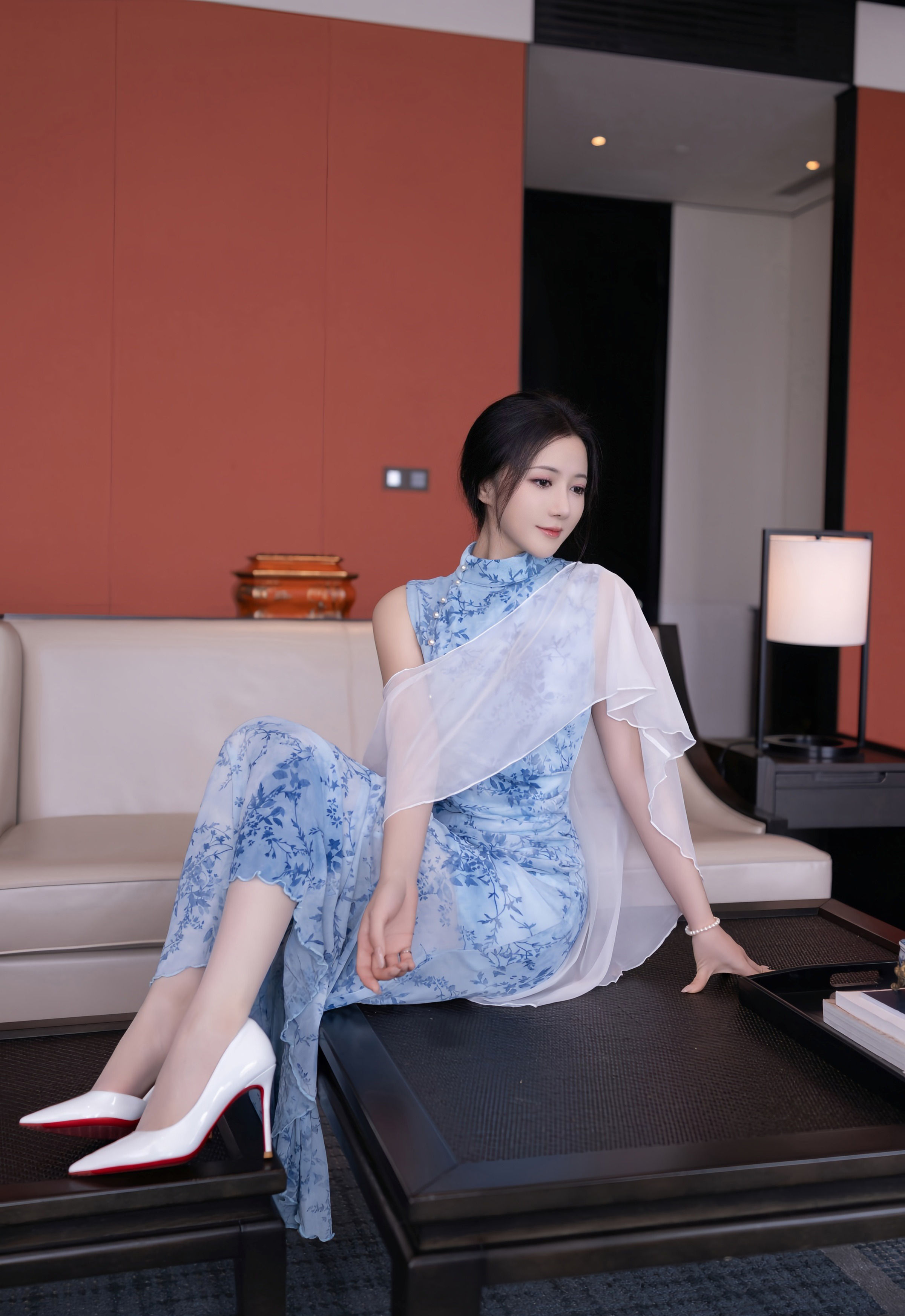 [XiuRen秀人网] No.11133 鱼子酱Fish 诱人肉色丝袜 性感写真 [81张]插图