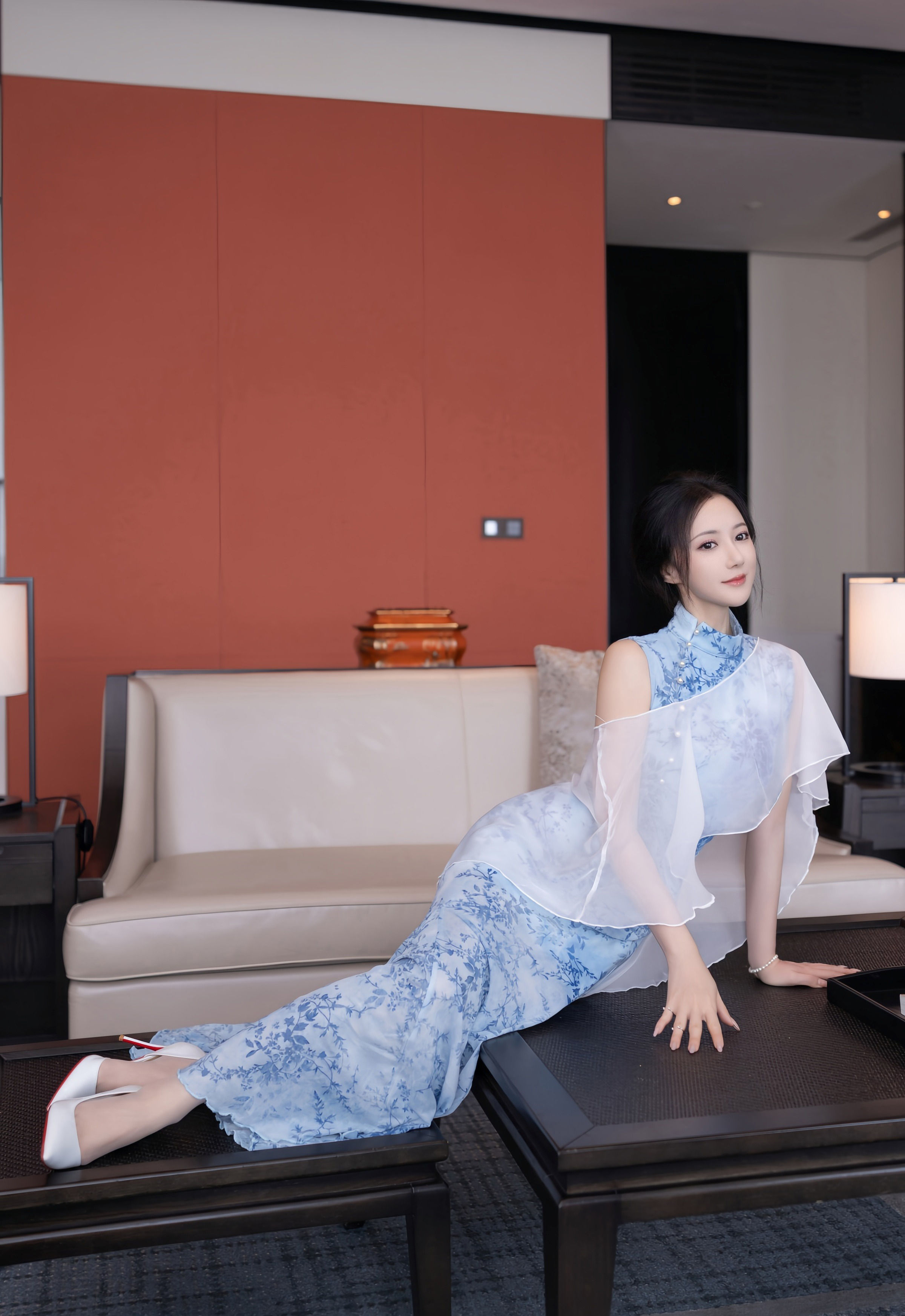 [XiuRen秀人网] No.11133 鱼子酱Fish 诱人肉色丝袜 性感写真 [81张]插图1