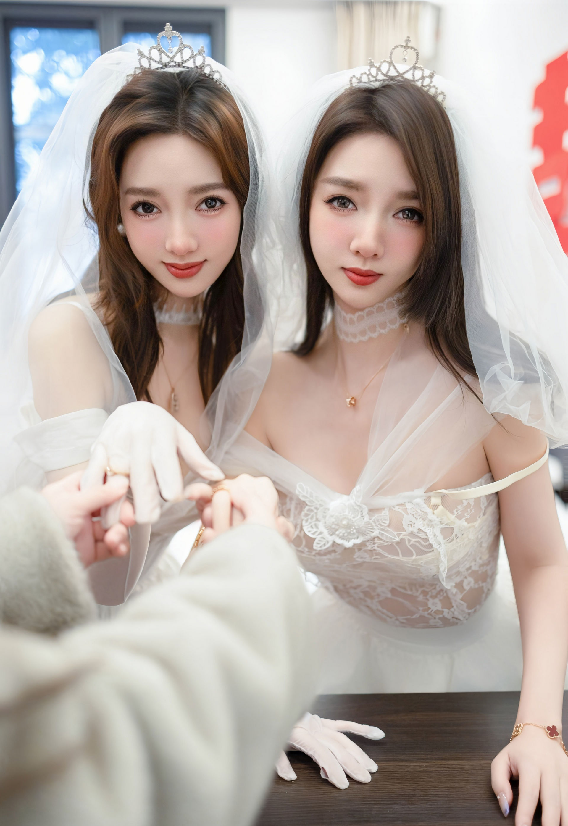 [XiuRen秀人网] No.11184 Twins-夭夭 Twins-桃桃 最新一期模特合集 [81张]插图1