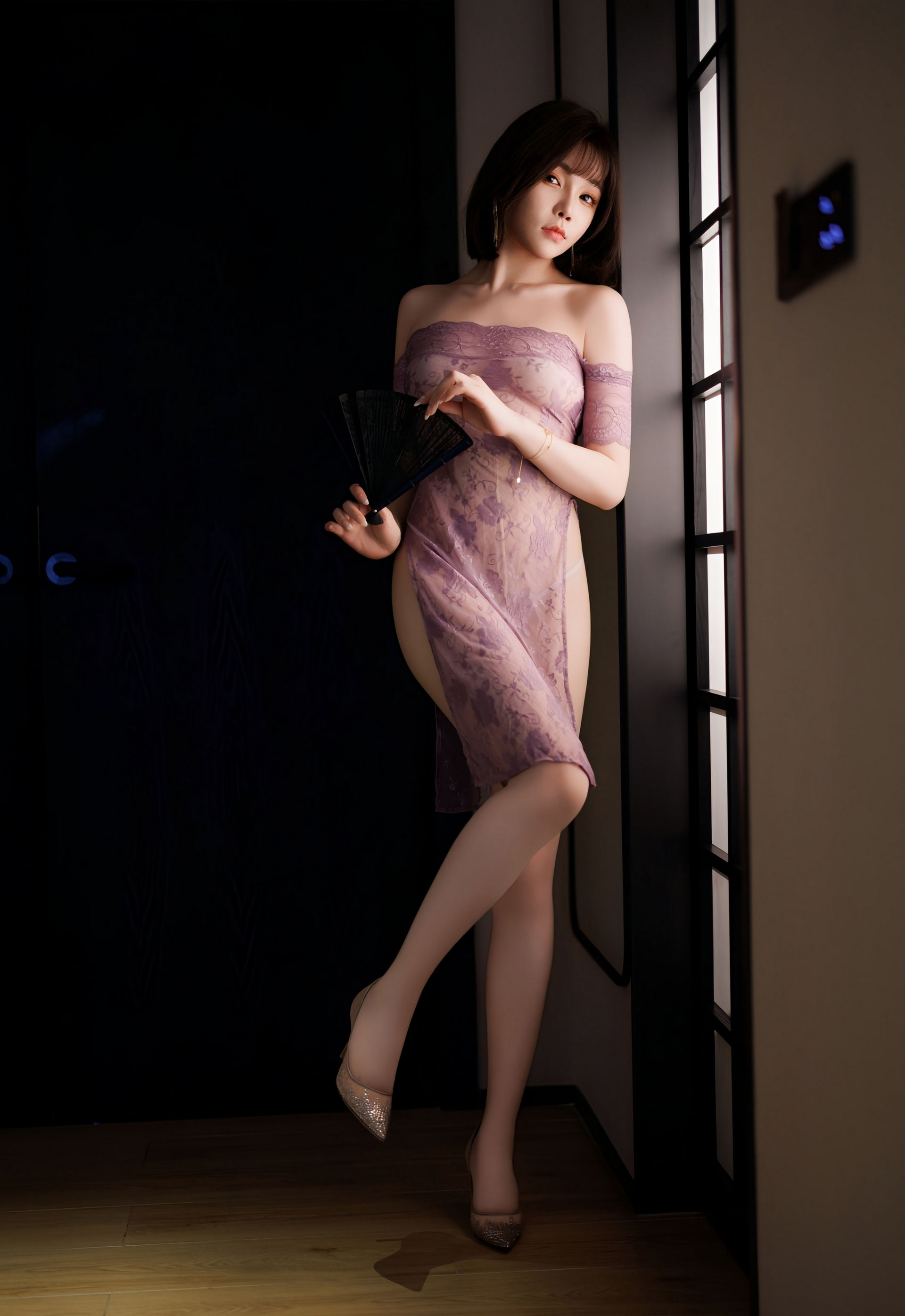 [XiuRen秀人网] No.11199 莉芝荔枝 性感紫色服饰 西安旅拍写真 [76张]插图1