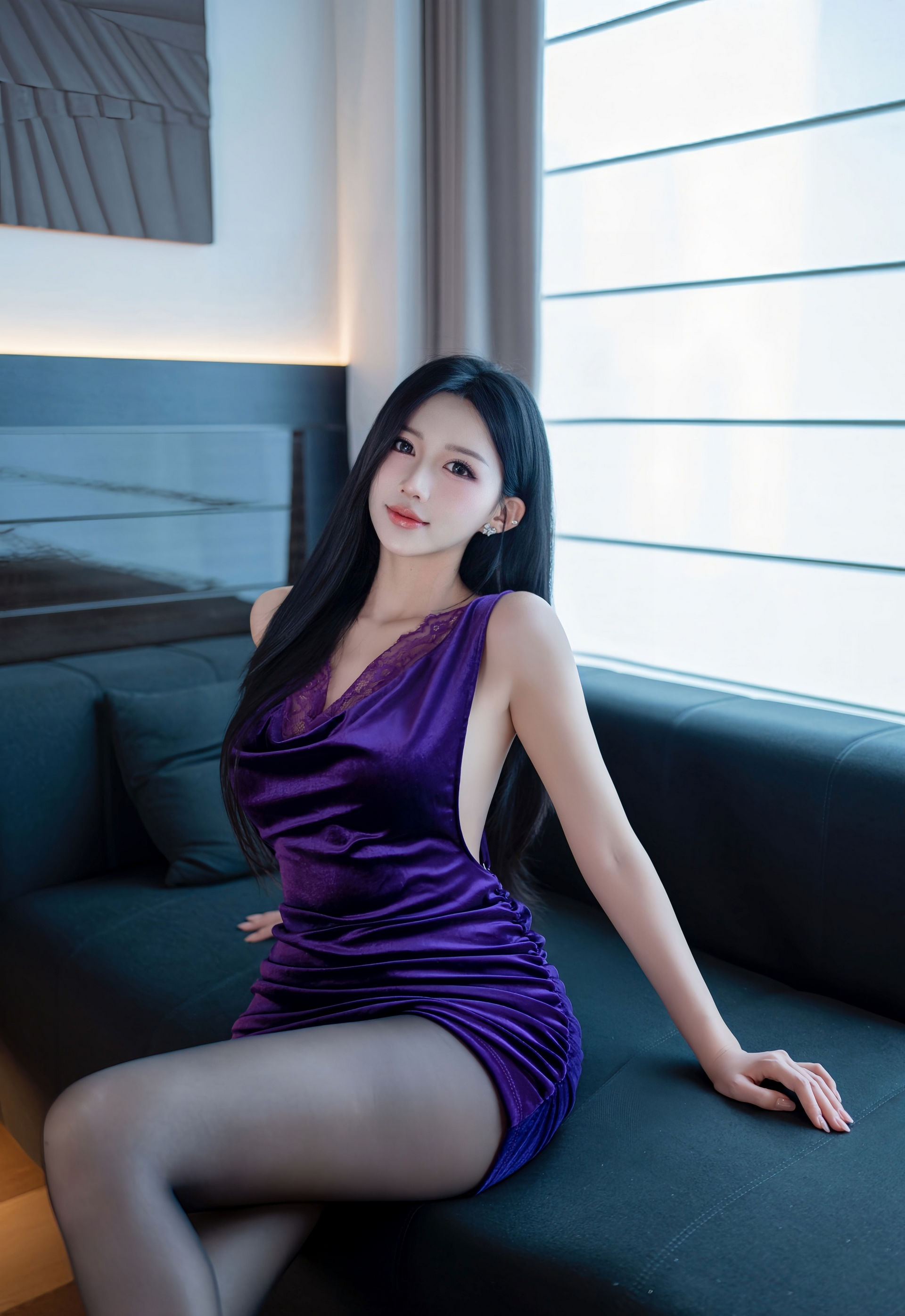 [XiuRen秀人网] No.11212 shelly诗莉 紫色连衣短裙 魅惑黑丝 性感写真 [78张]插图1