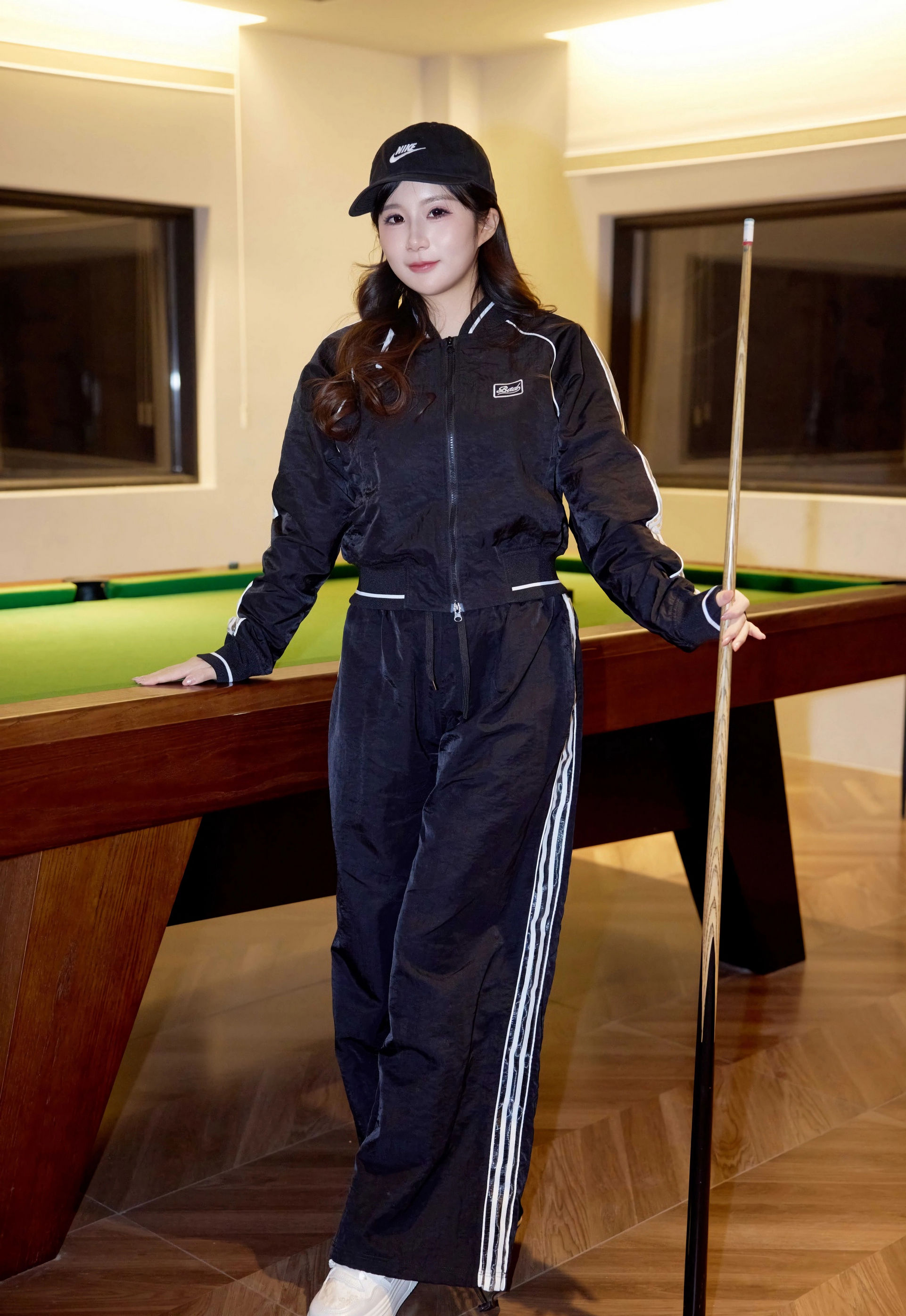 [XiuRen秀人网] No.11242 小肉肉咪 性感台球助教 江浙沪旅拍写真 [78张]插图1