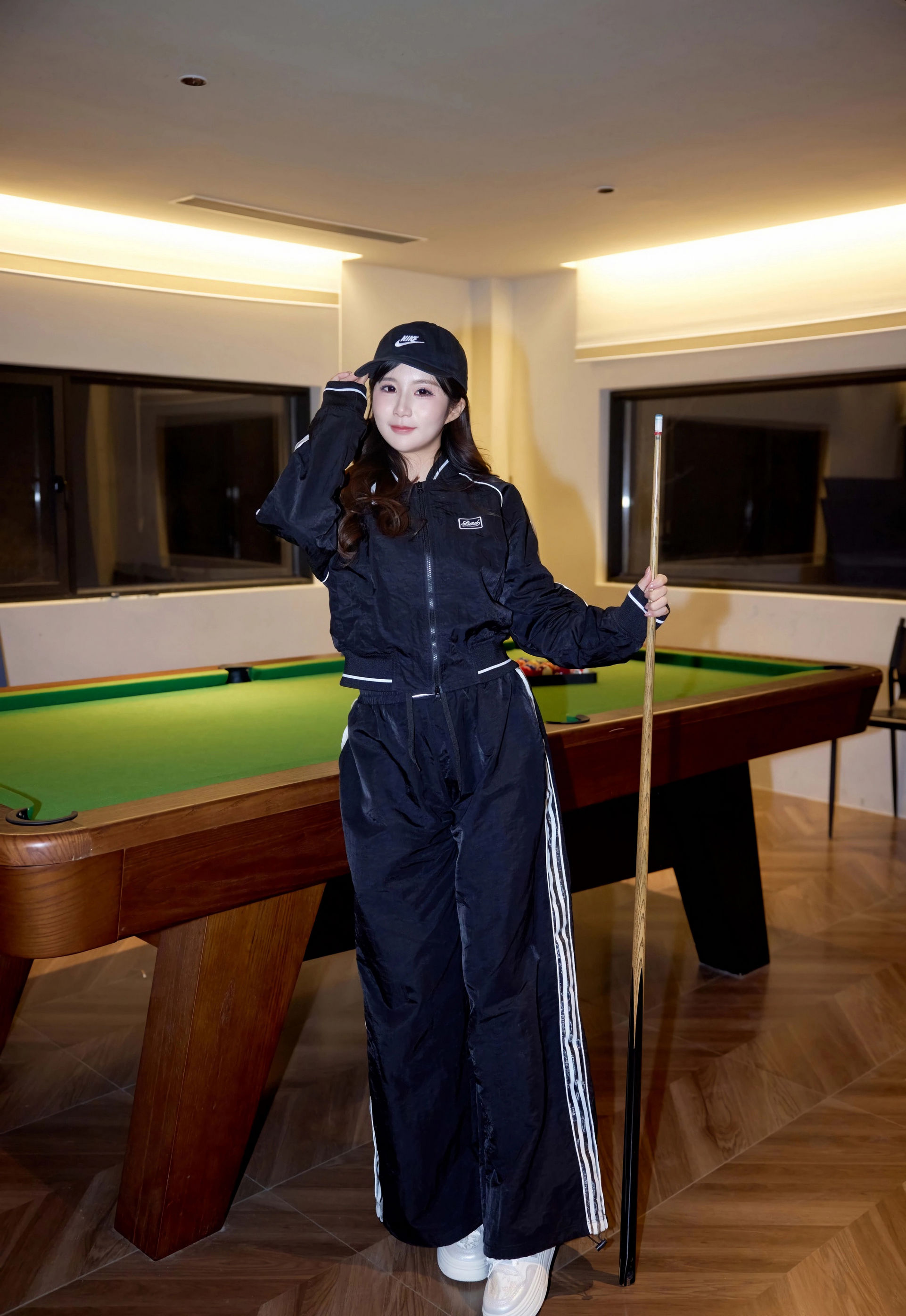 [XiuRen秀人网] No.11242 小肉肉咪 性感台球助教 江浙沪旅拍写真 [78张]插图