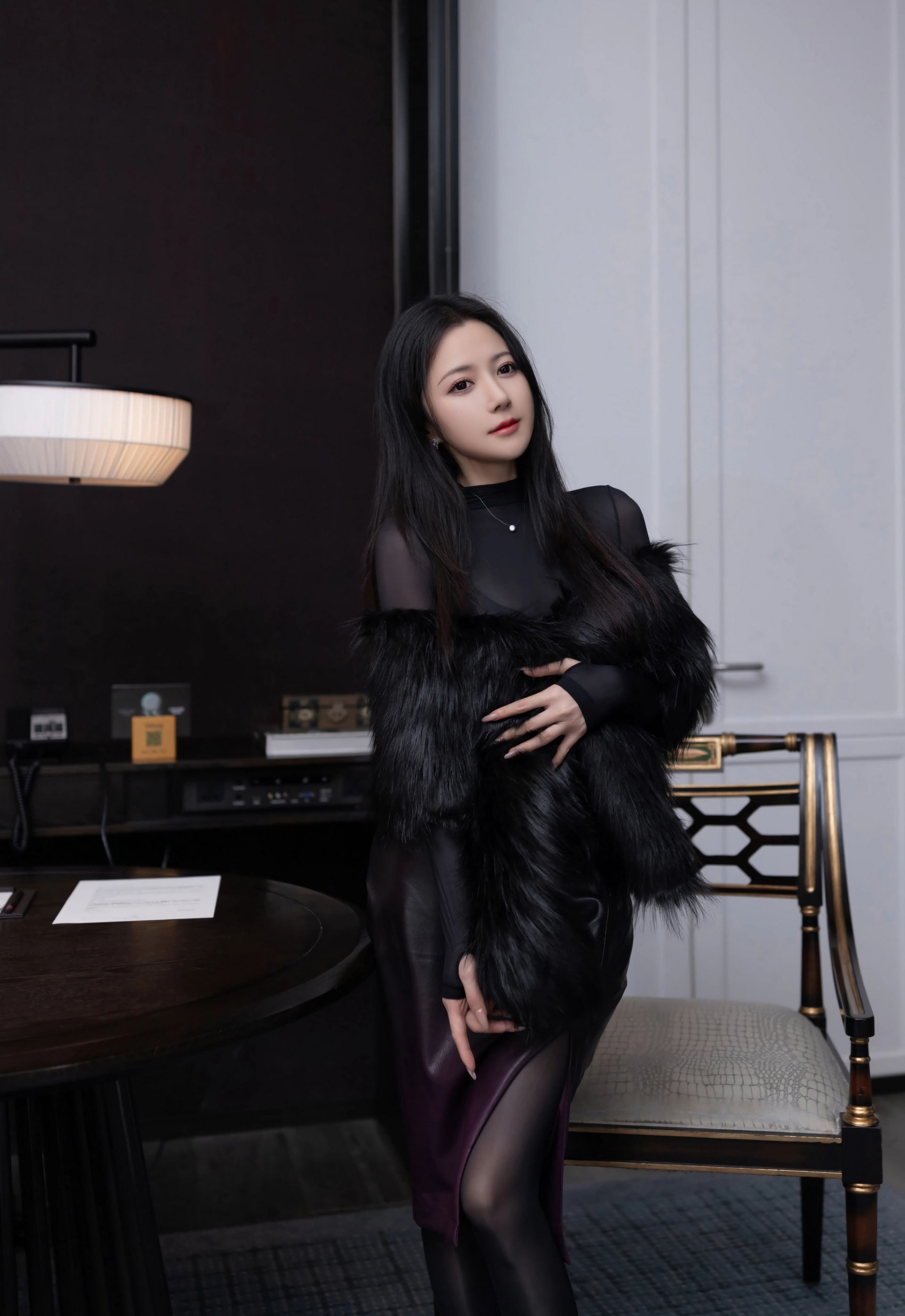 [XiuRen秀人网] No.11245 鱼子酱Fish 黑色内衣 黑色连体丝袜 性感写真 [79张]插图