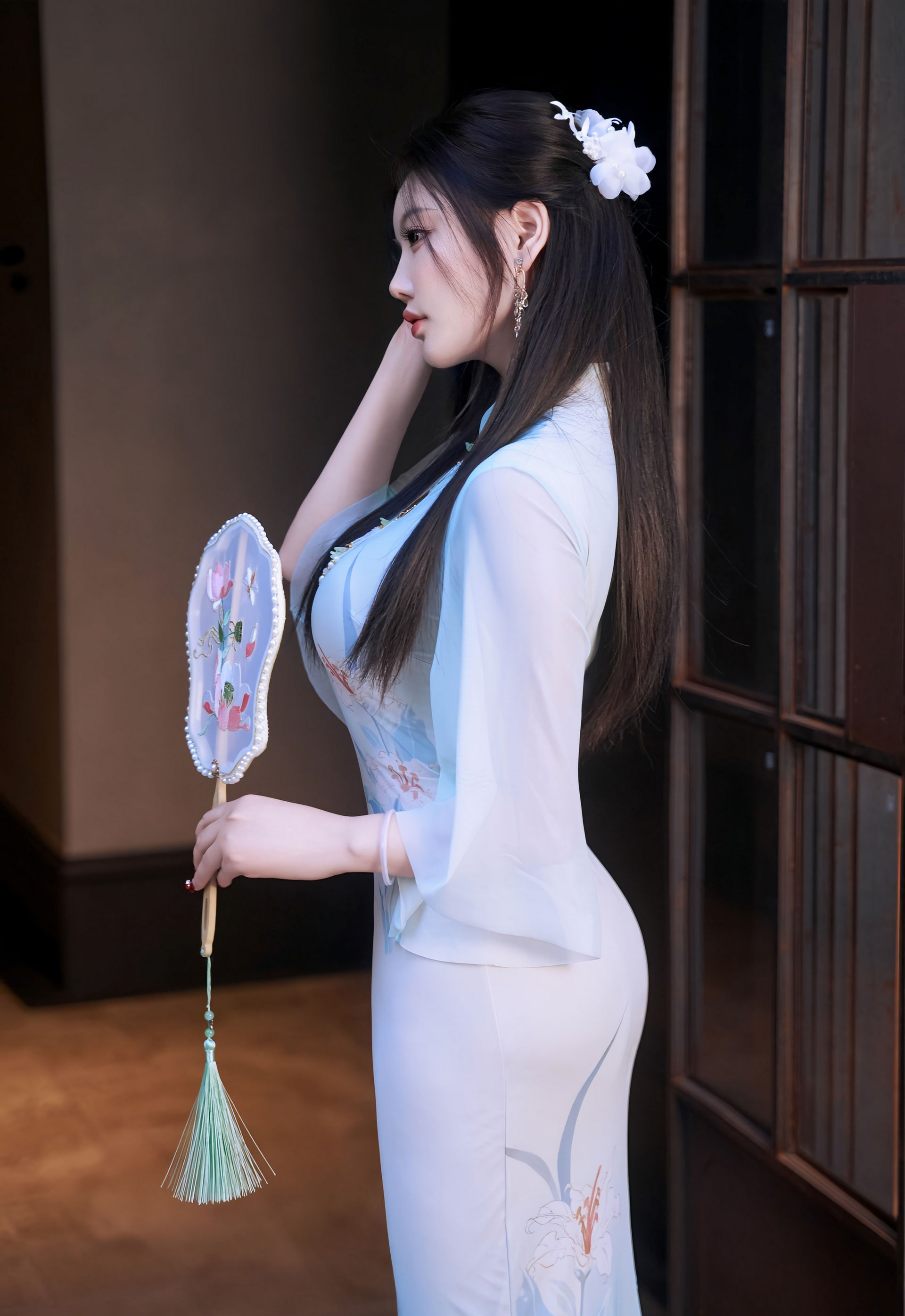 [XiuRen秀人网] No.11258 杨晨晨 蓝色古风服饰 魅惑黑丝 性感写真 [72张]插图1