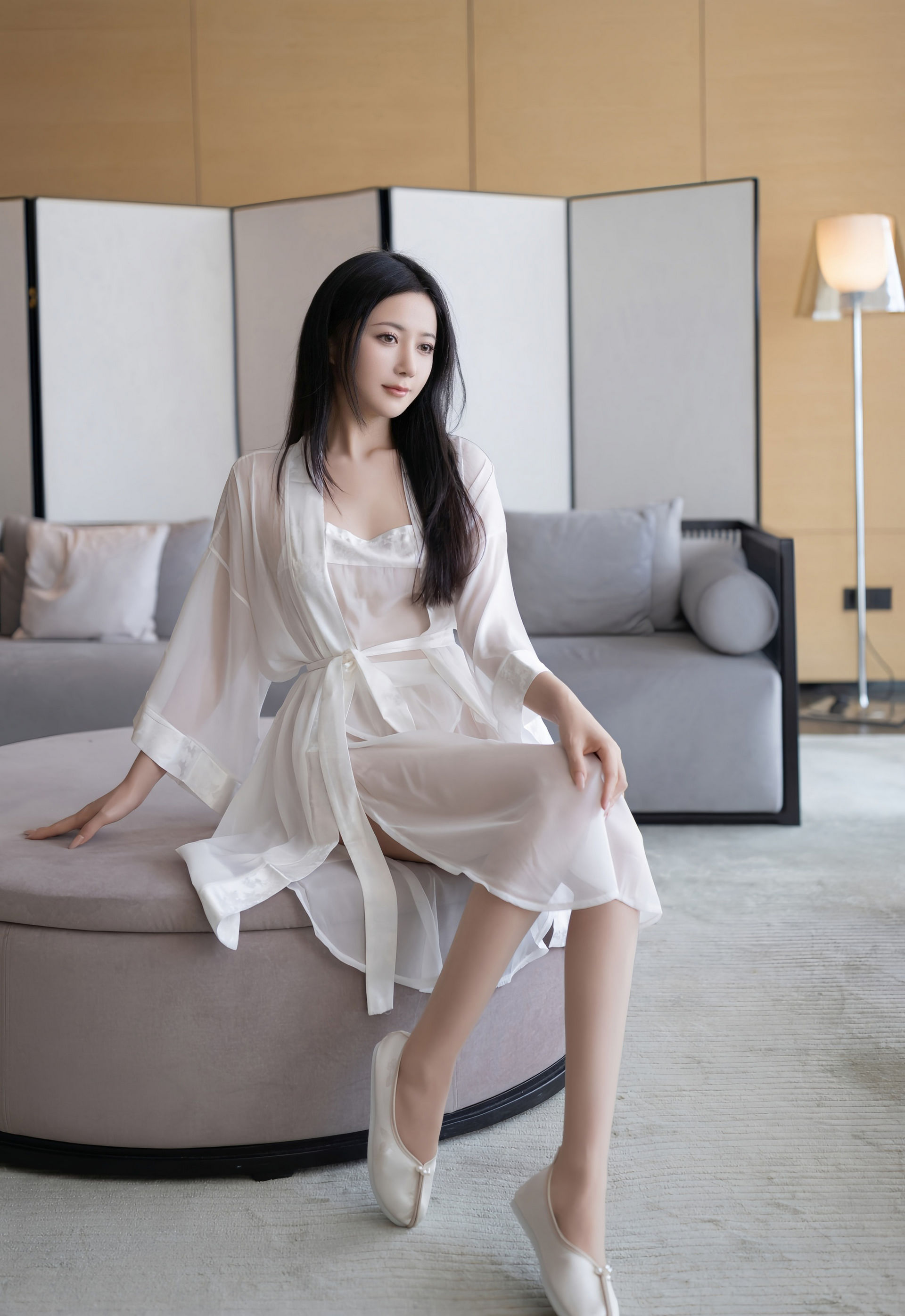 [XiuRen秀人网] No.11275 鱼子酱Fish 白色浴袍 肉色丝袜 性感写真 [80张]插图