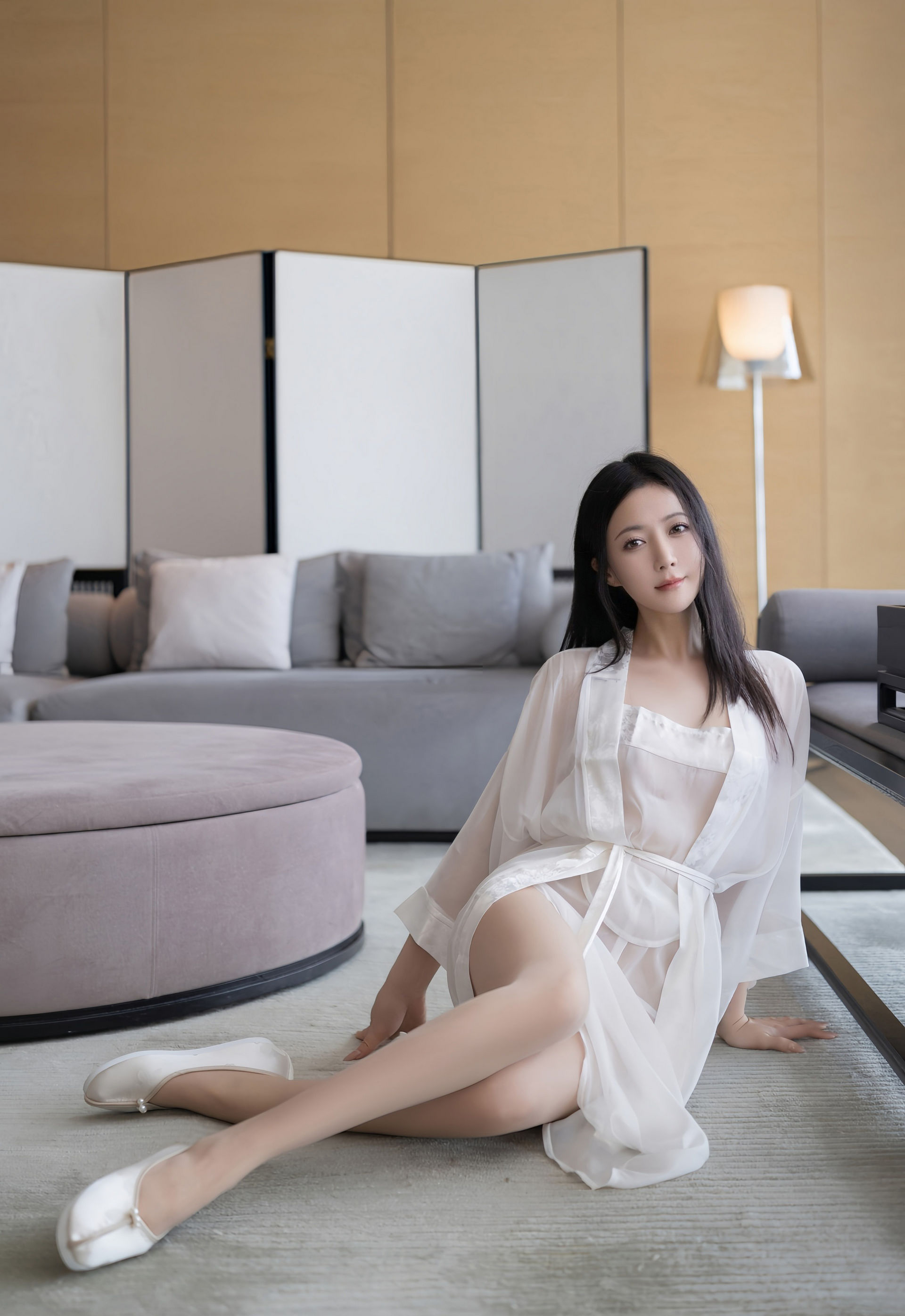 [XiuRen秀人网] No.11275 鱼子酱Fish 白色浴袍 肉色丝袜 性感写真 [80张]插图1