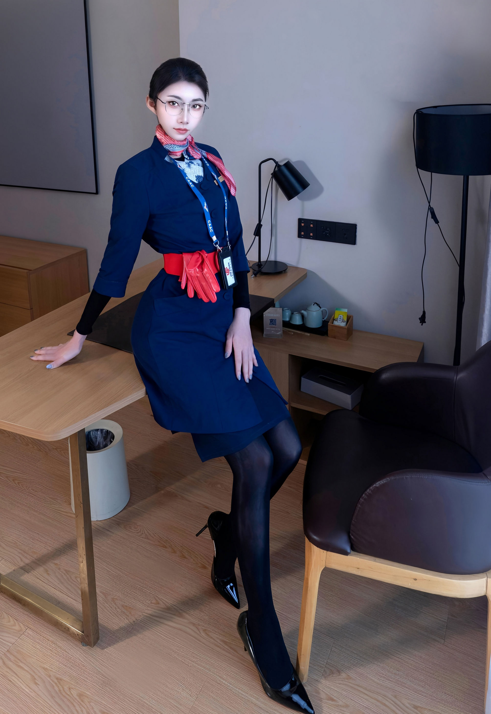 [XiuRen秀人网] No.11276 Vanessa 新人首套写真 极品诱惑修长美腿美女 [77张]插图