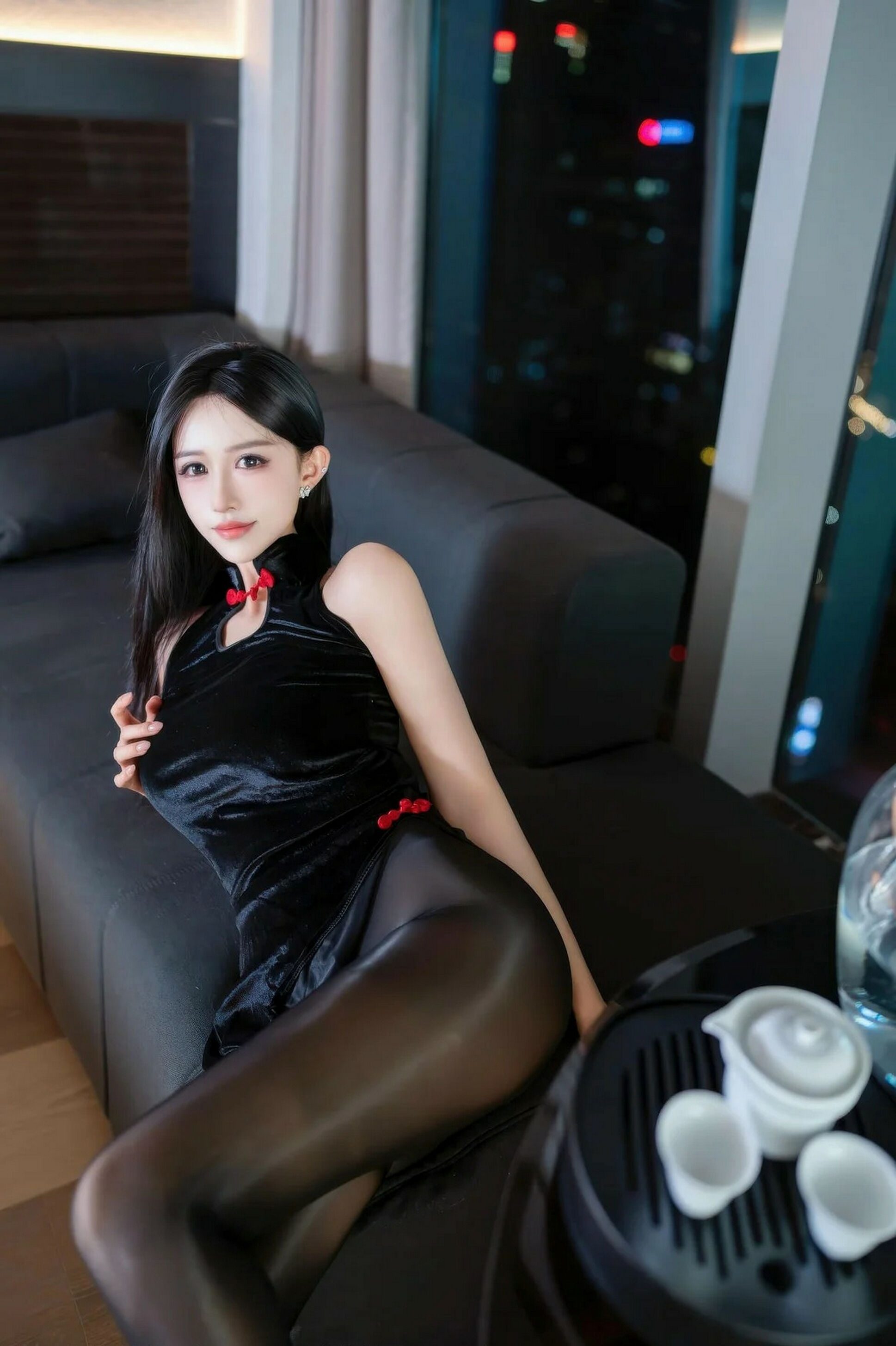 [XiuRen秀人网] No.11300 shelly诗莉 黑色内衣 魅惑黑丝 性感写真 [75张]插图1