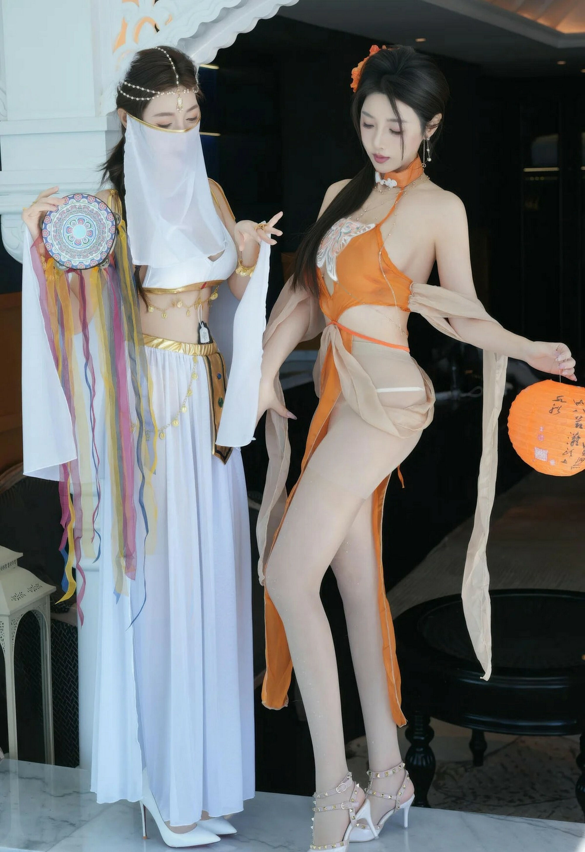 [XiuRen秀人网] No.11315 Twins-桃之夭夭 最新一期模特合集 [82张]插图